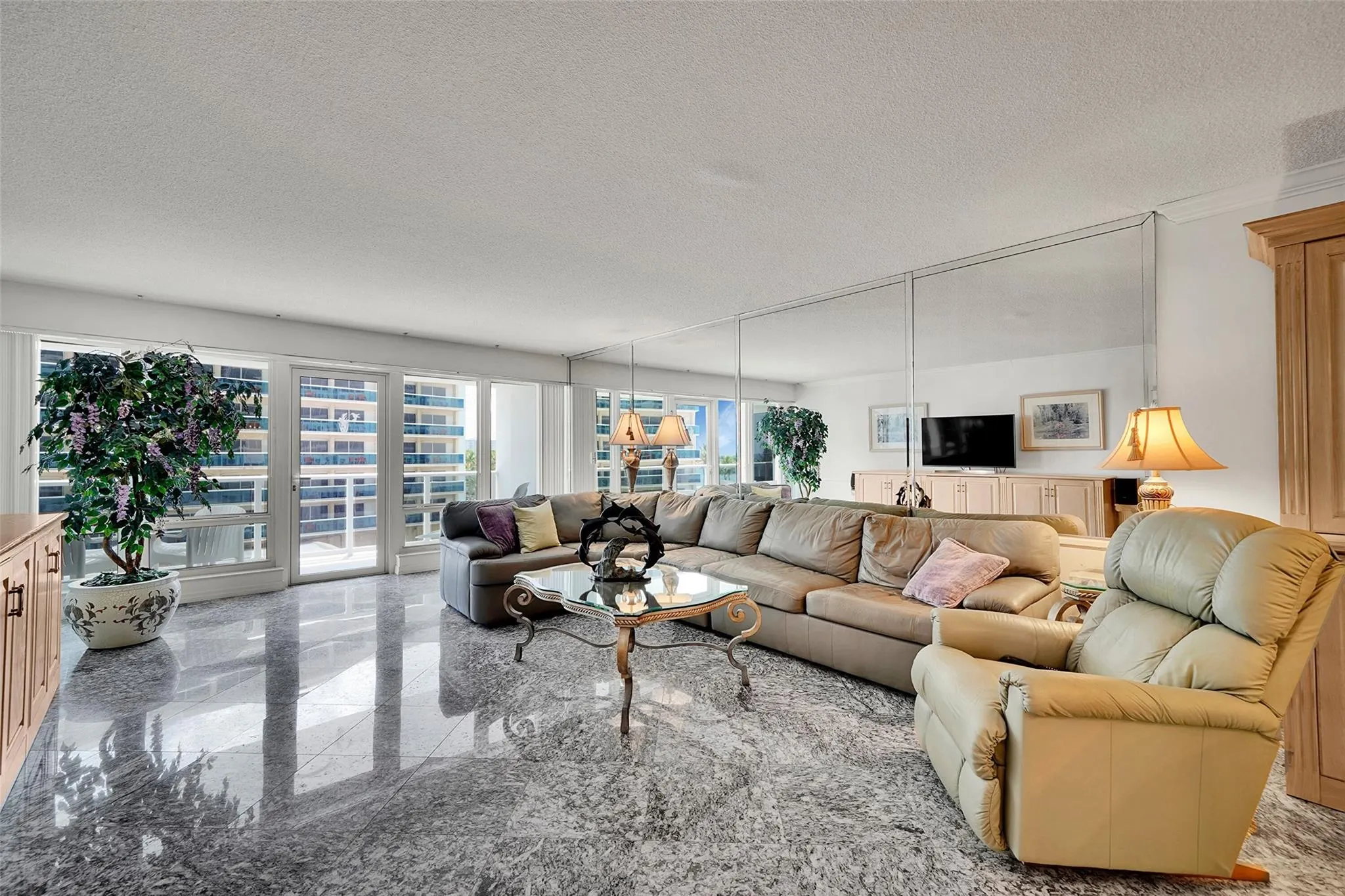 4100 Galt Ocean Dr, #306