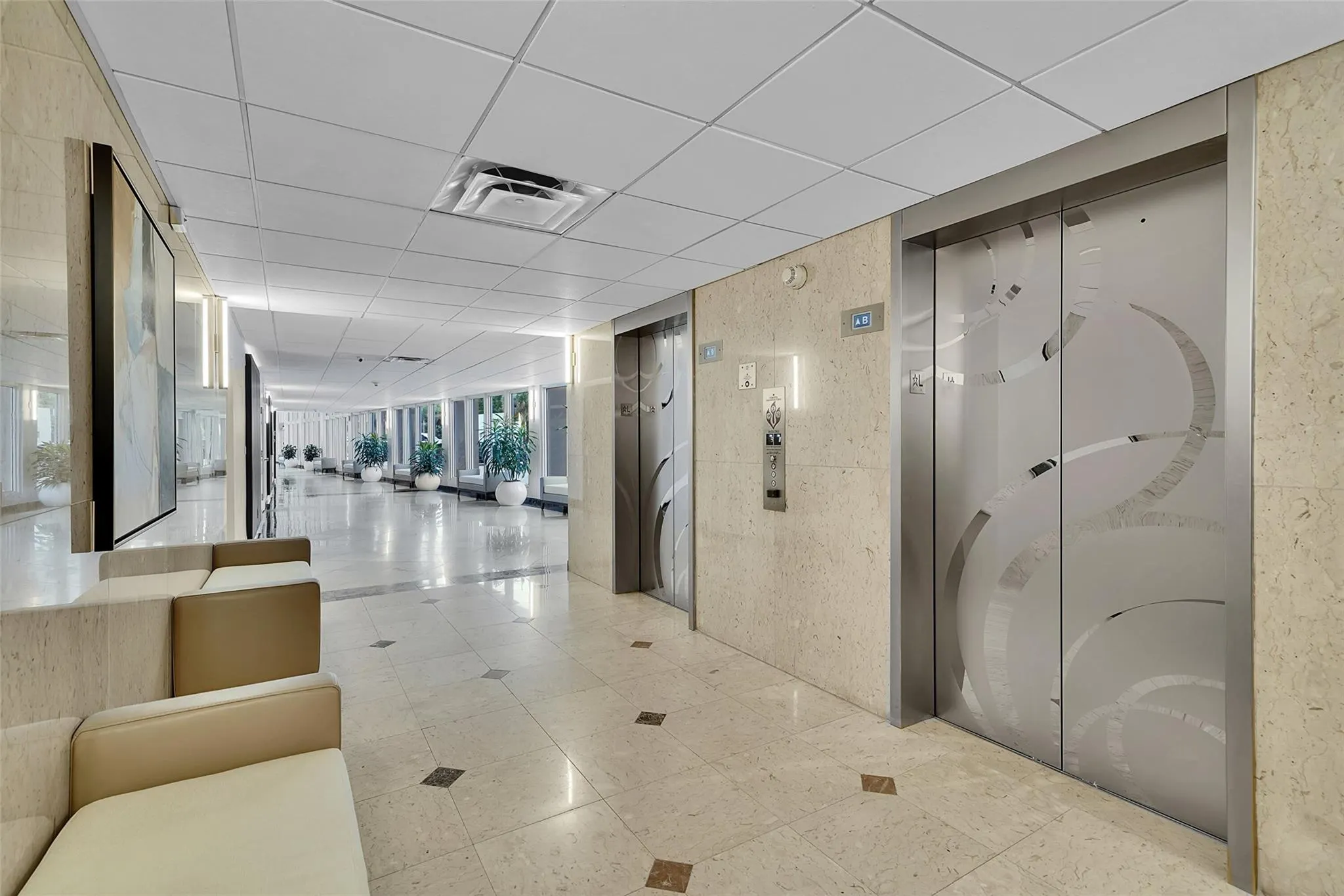 4100 Galt Ocean Dr, #306