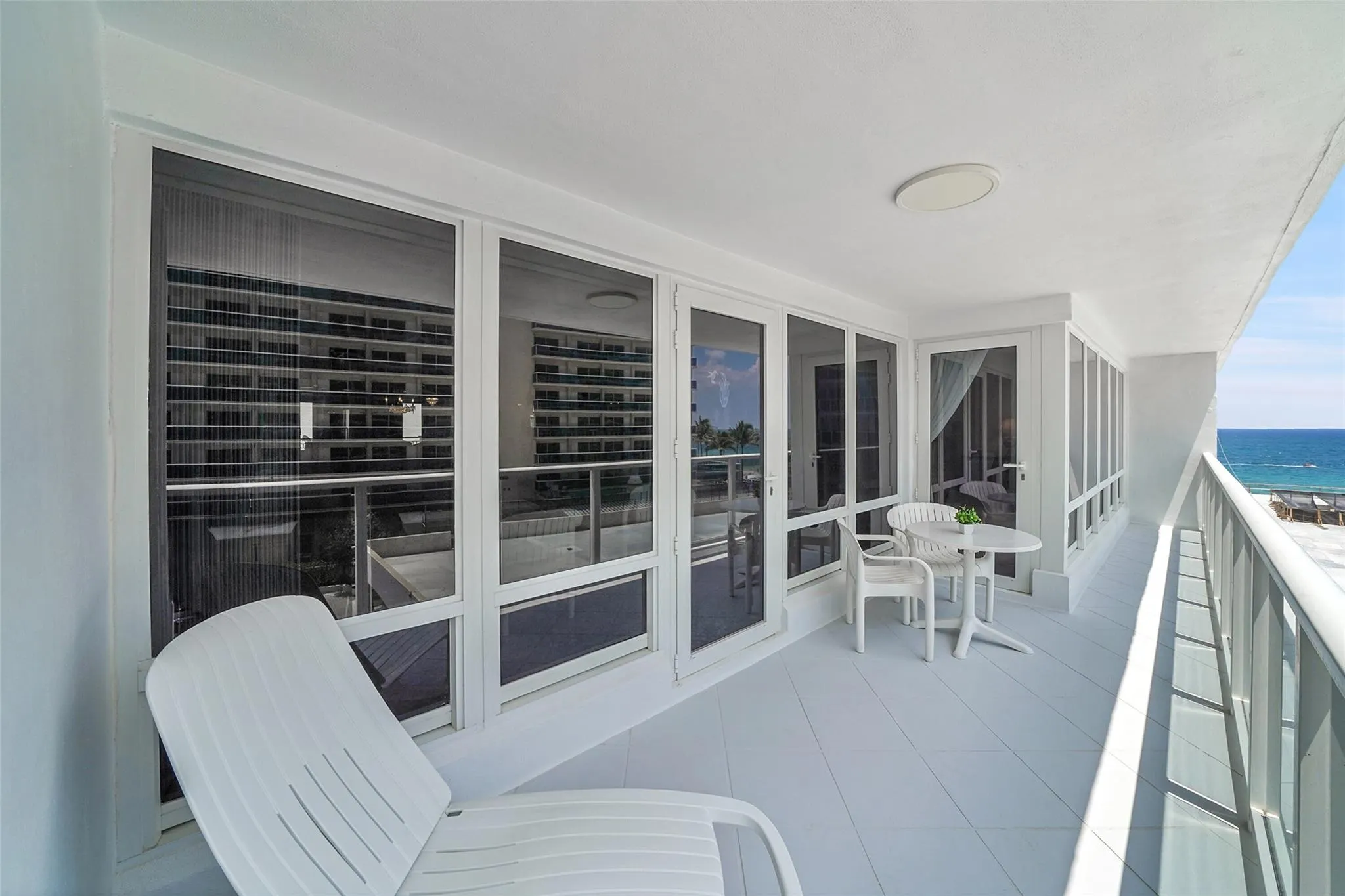 4100 Galt Ocean Dr, #306