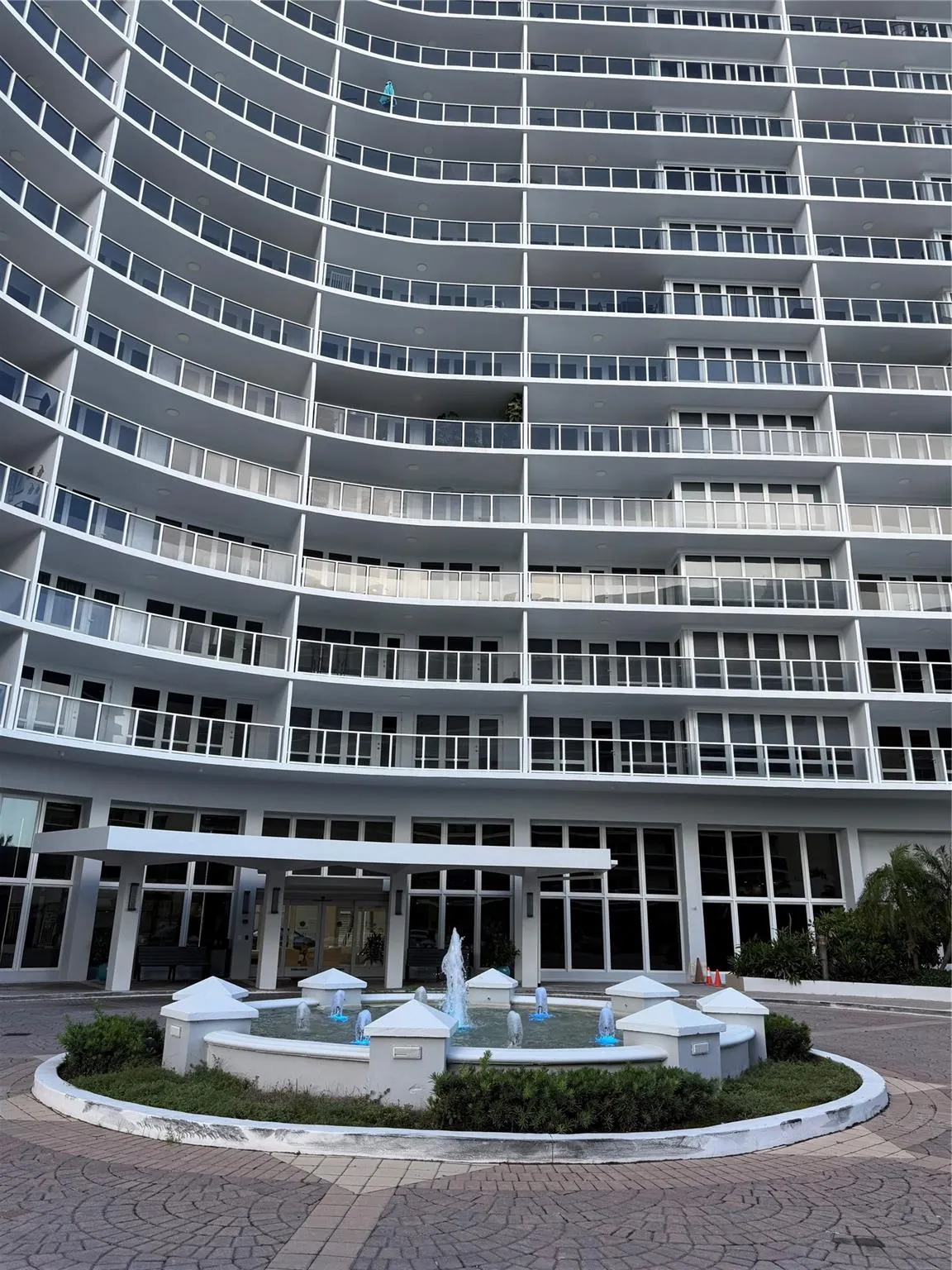 4100 Galt Ocean Dr, #306