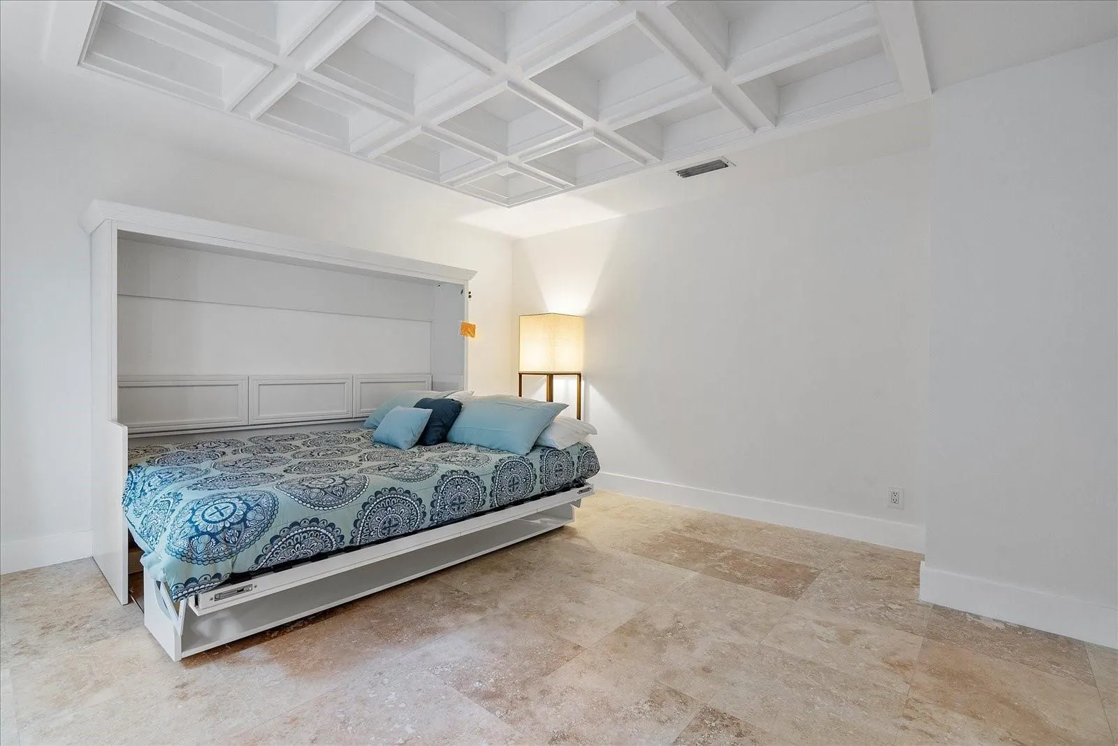 1421 PONCE DE LEON