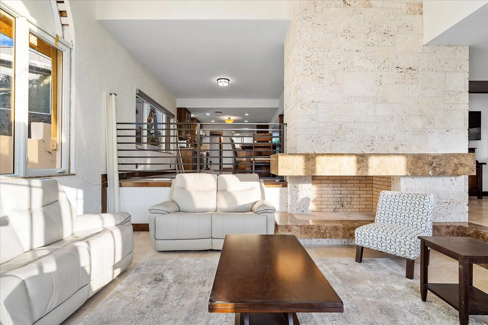 1421 PONCE DE LEON