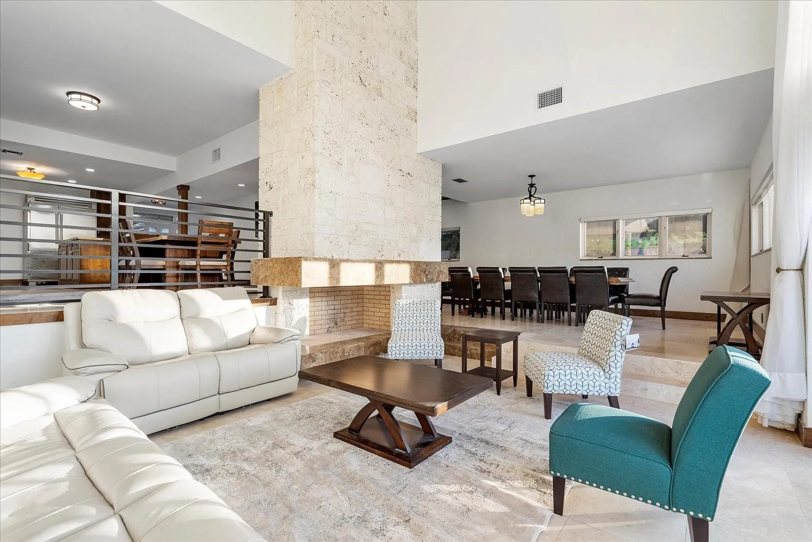 1421 PONCE DE LEON