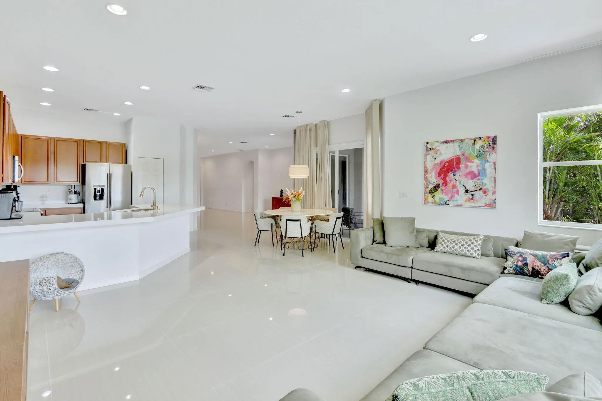 4422 Laurel Pl