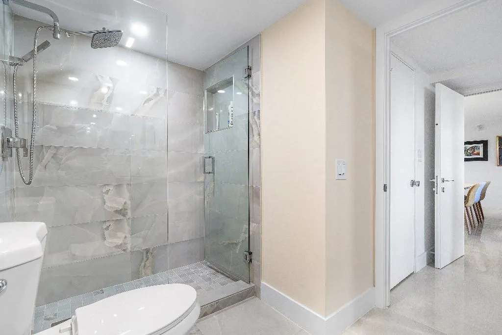 4900 N Ocean Blvd, #610