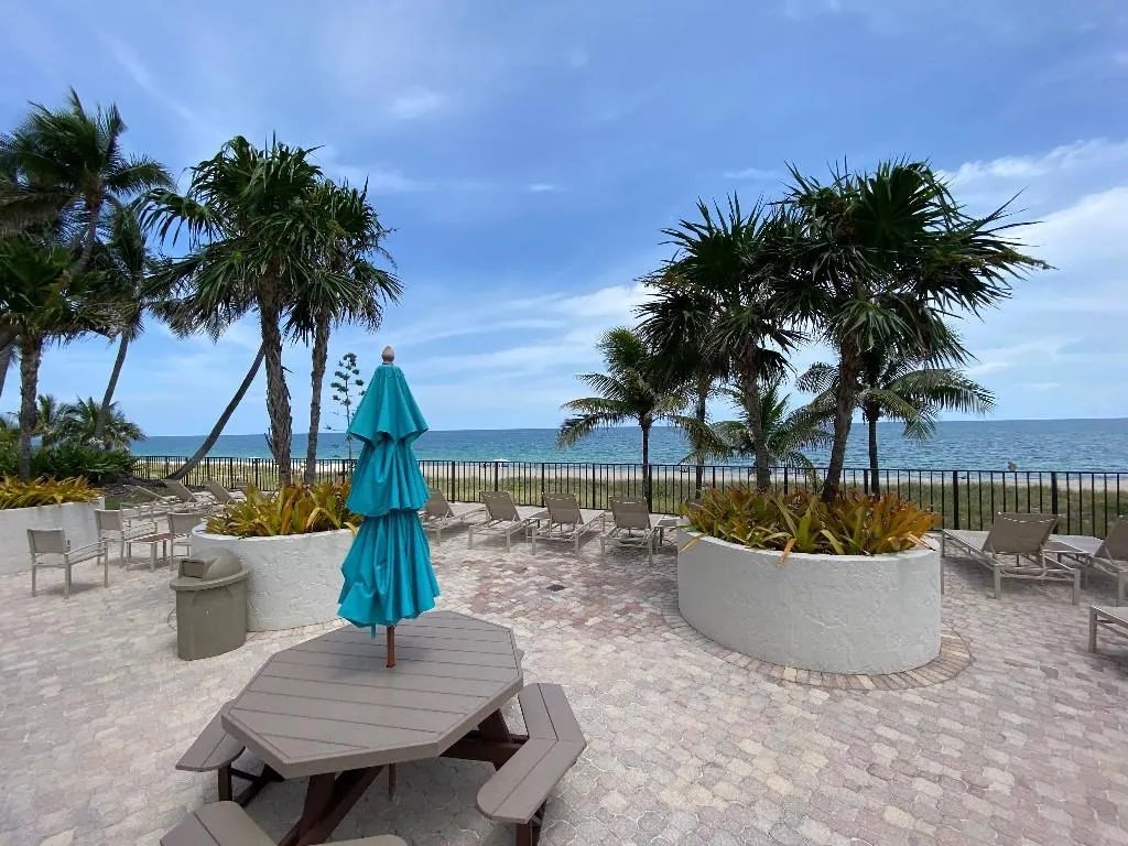 4900 N Ocean Blvd, #610