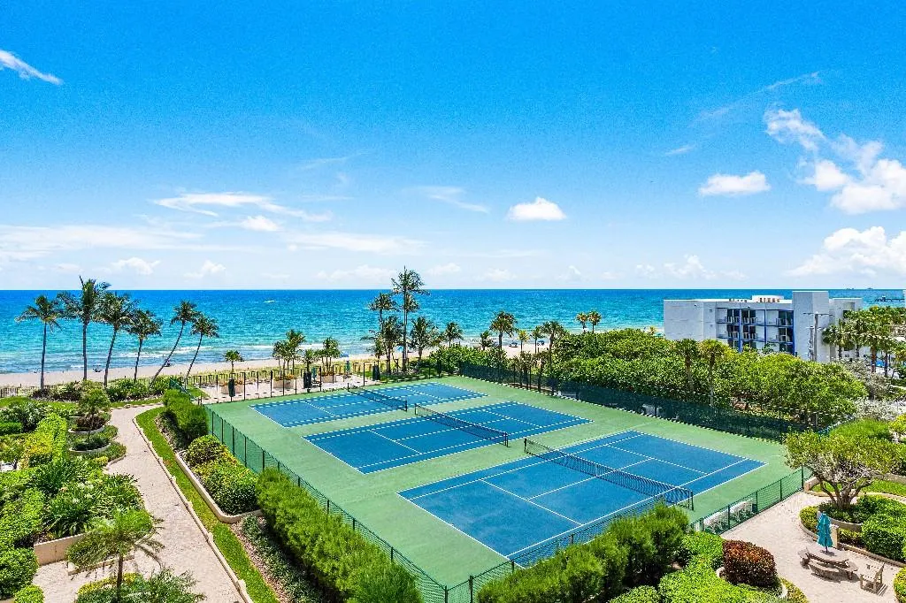 4900 N Ocean Blvd, #610