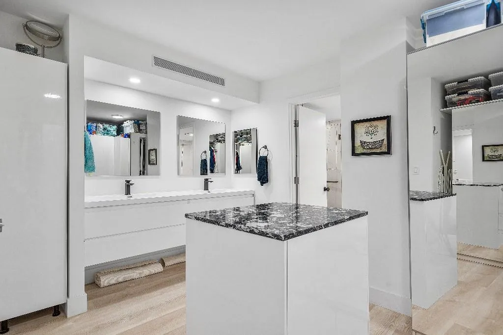 4900 N Ocean Blvd, #610