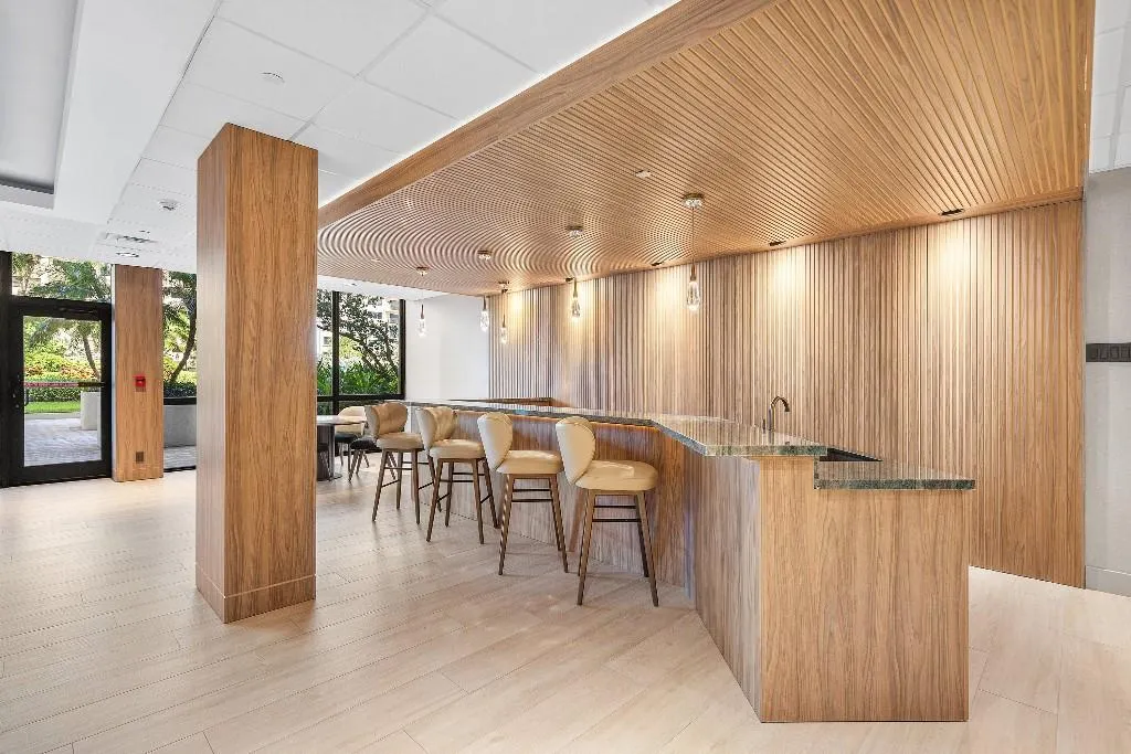 4900 N Ocean Blvd, #610