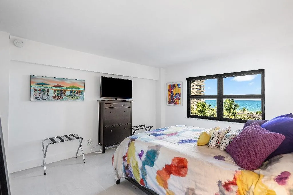 4900 N Ocean Blvd, #610
