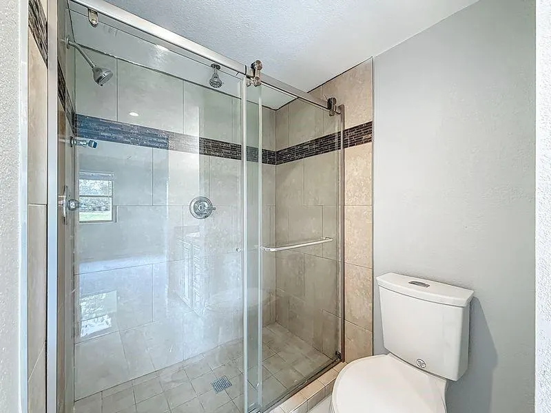 6061 SHAKERWOOD CIRCLE, #103