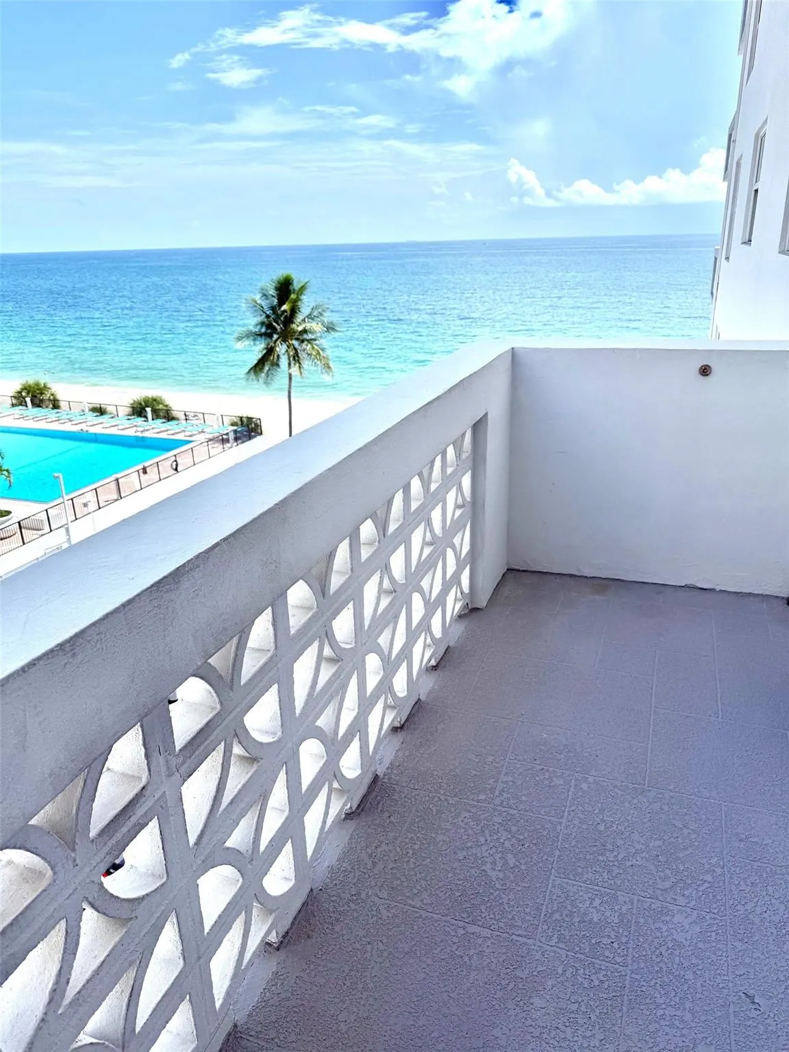 4250 Galt Ocean Dr, #6R