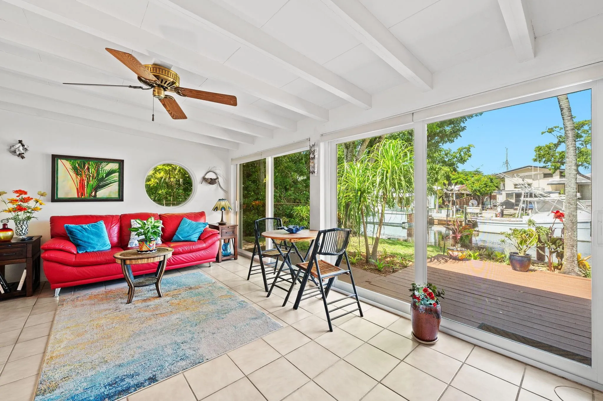 2443 Sugarloaf Ln