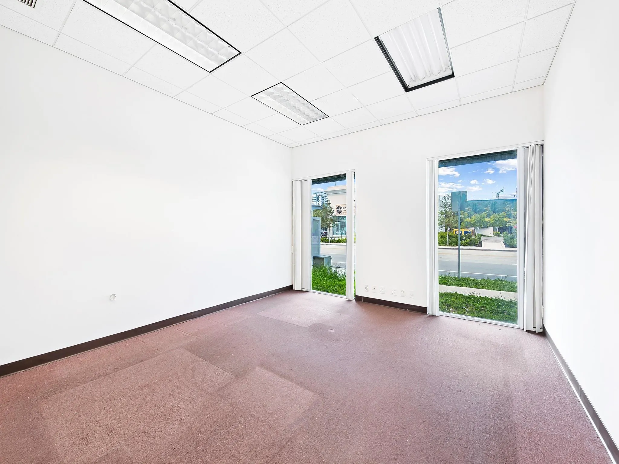 500 NE 3rd Ave