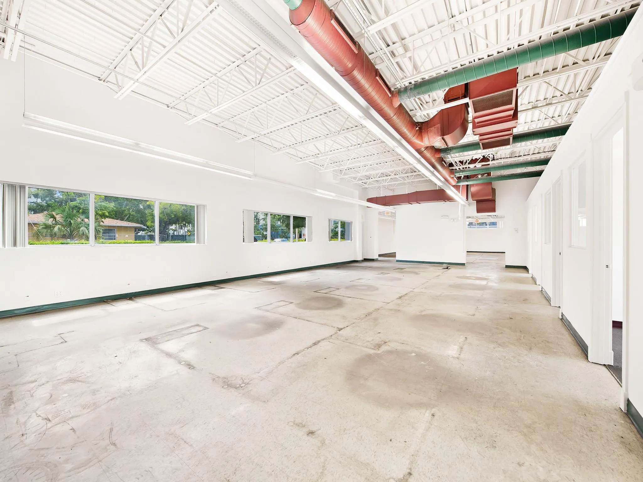 500 NE 3rd Ave