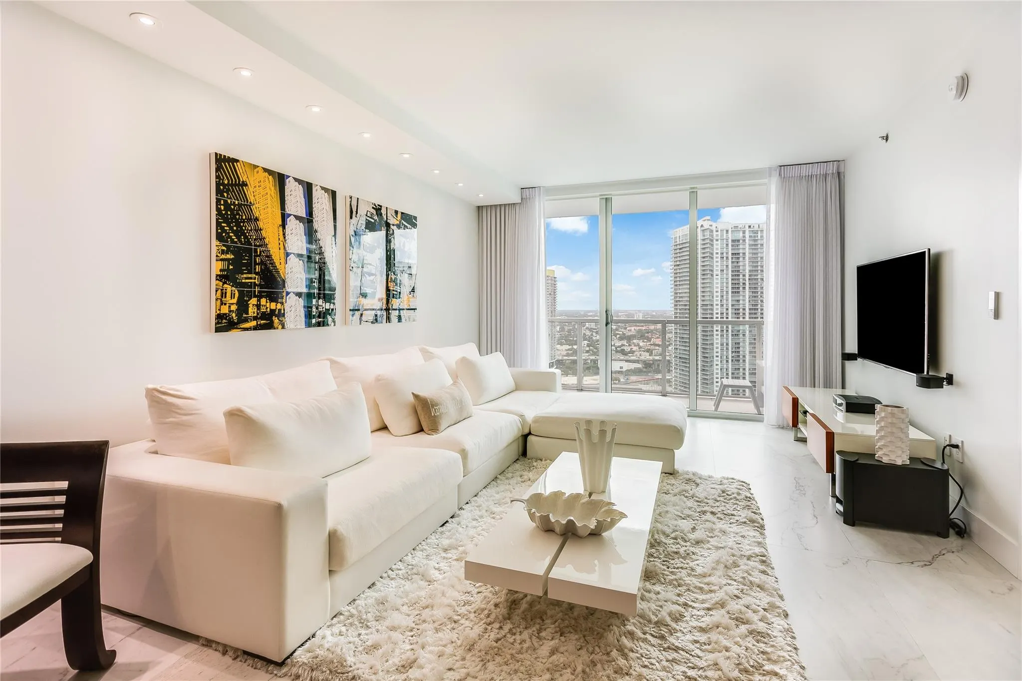 55 SE 6th St, #3500