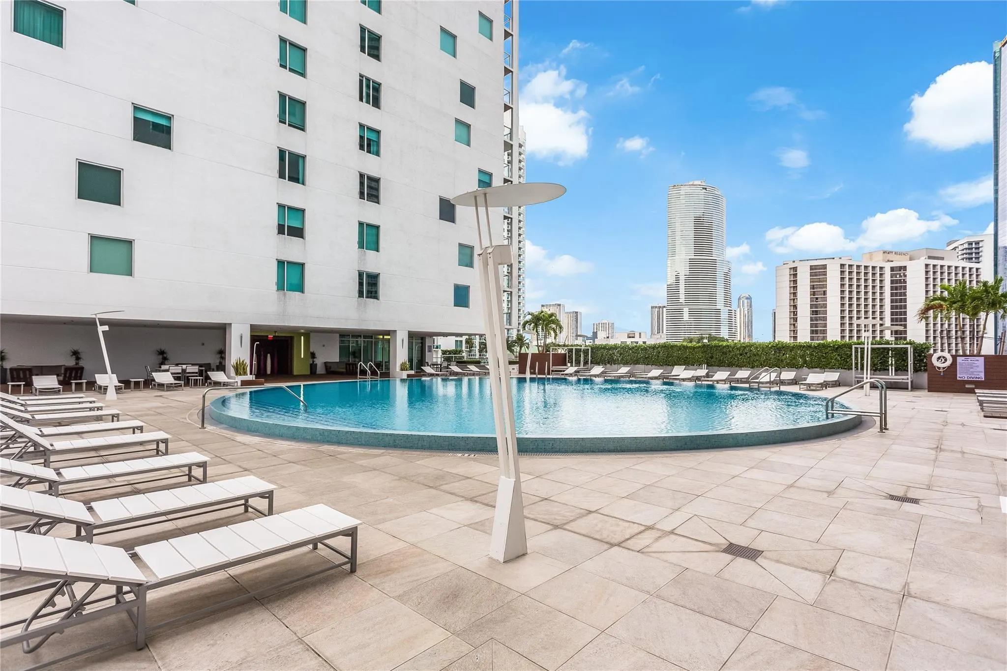 55 SE 6th St, #3500