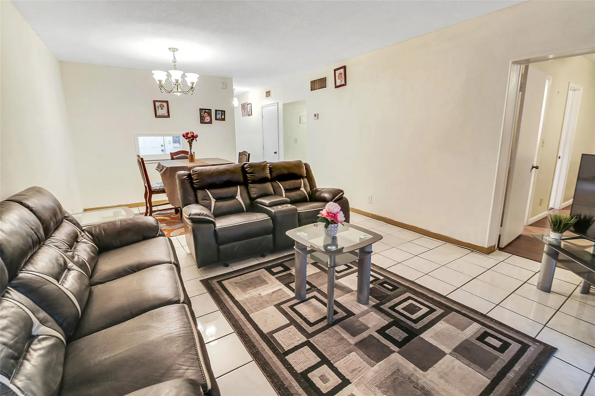 5495 NW 10th Ct, #203