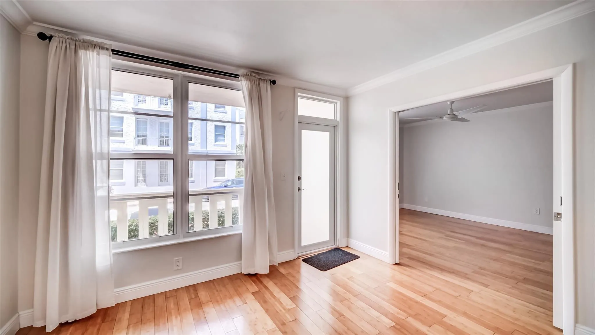 1150 Euclid Ave, #111