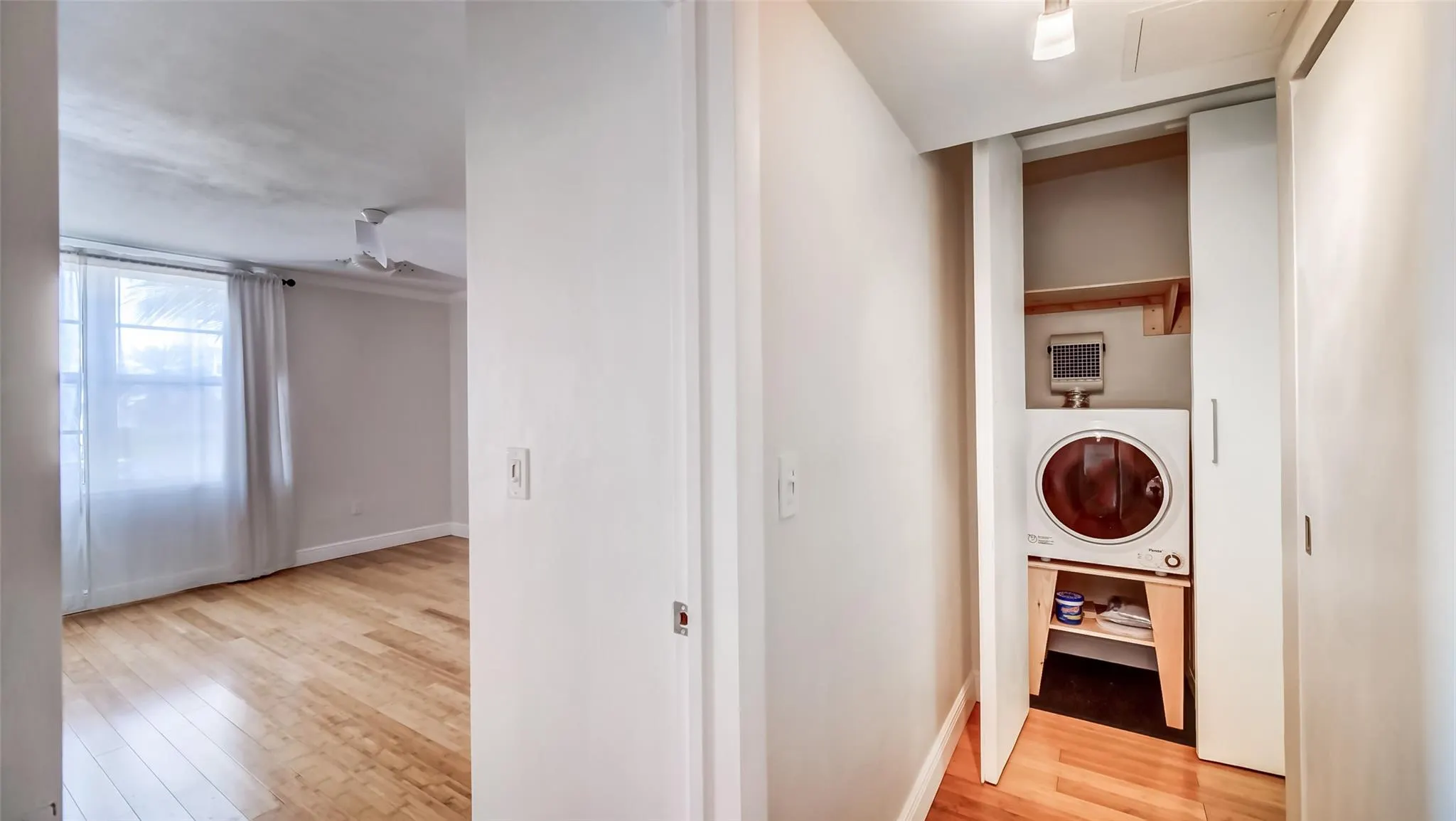 1150 Euclid Ave, #111
