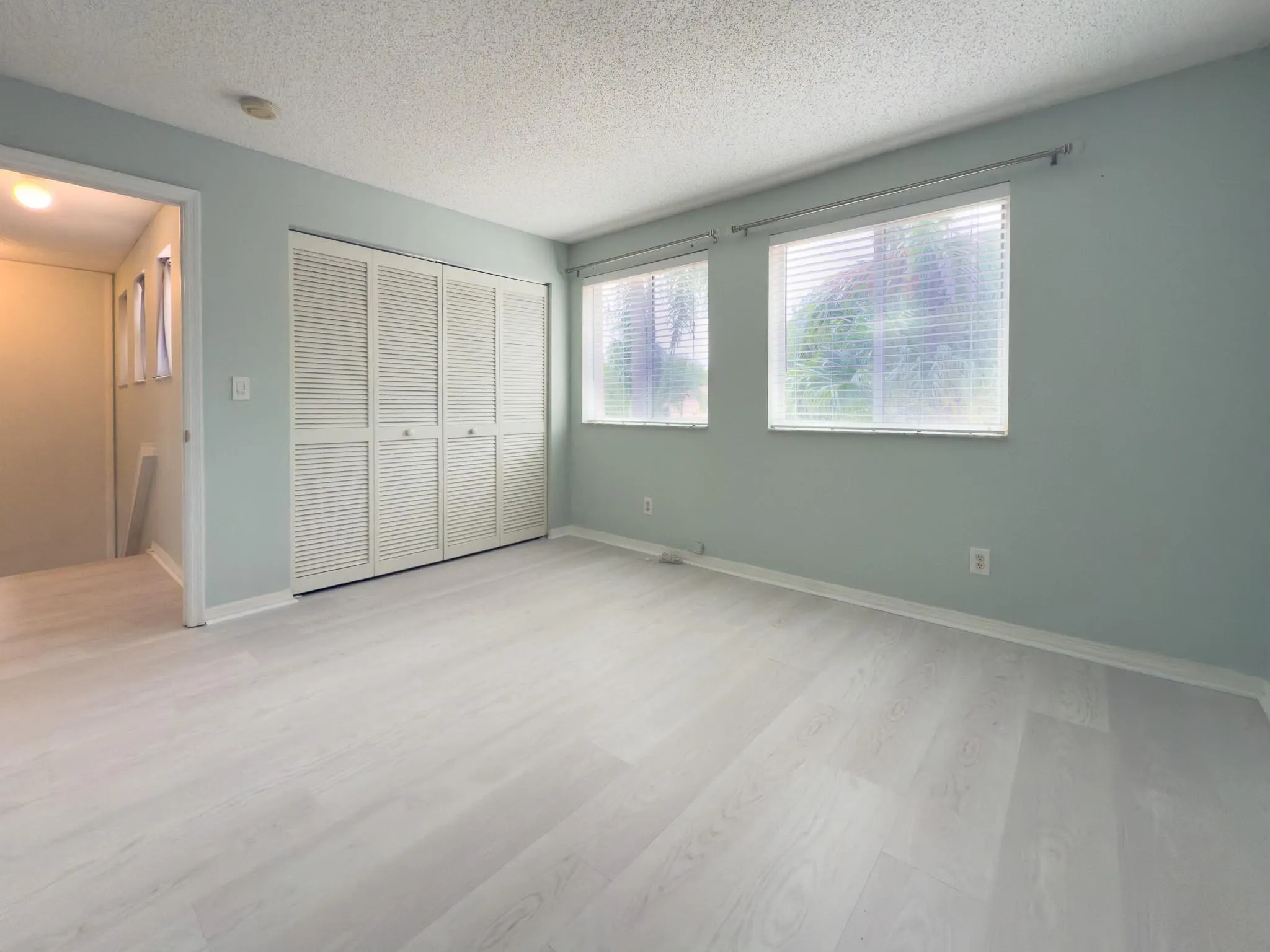 1705 SW 110th Ter