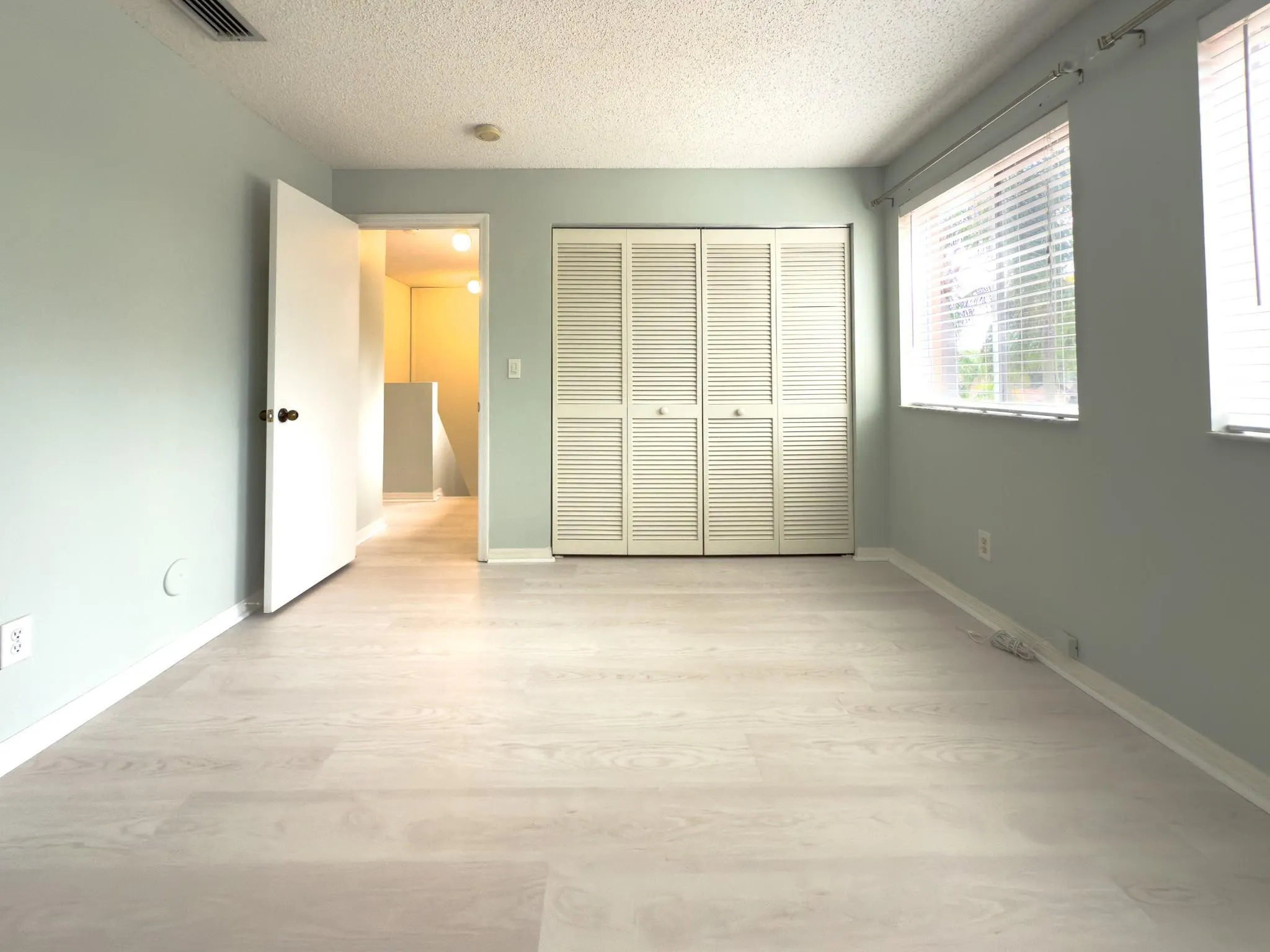 1705 SW 110th Ter