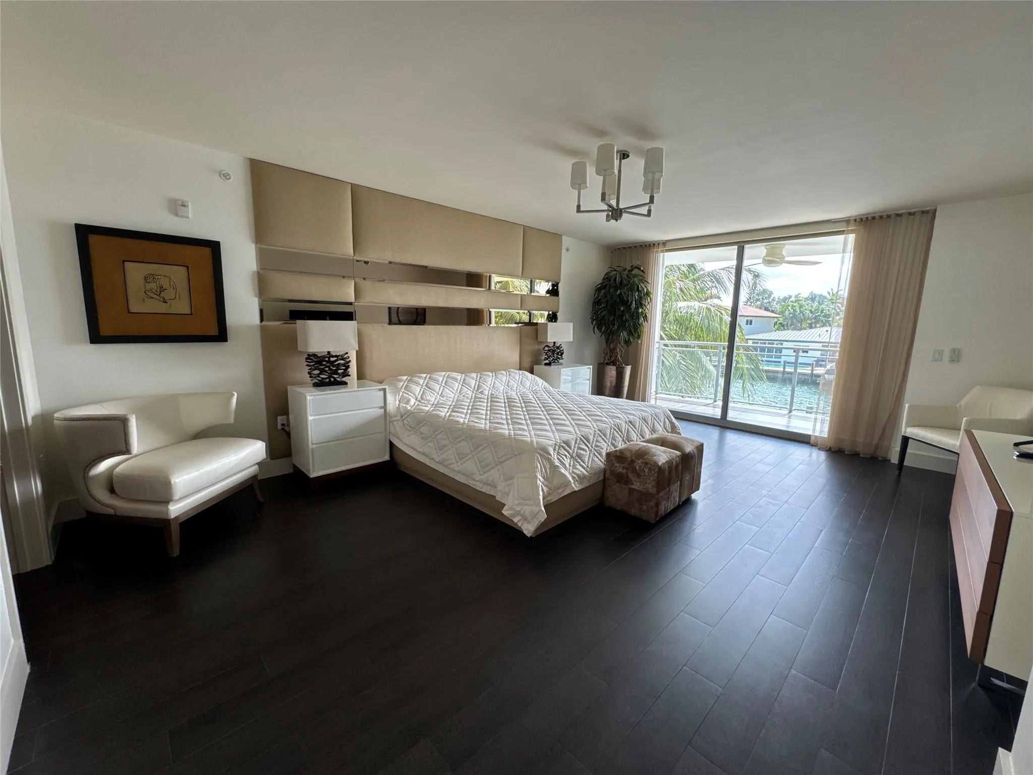 9400 W Bay Harbor Dr, #202