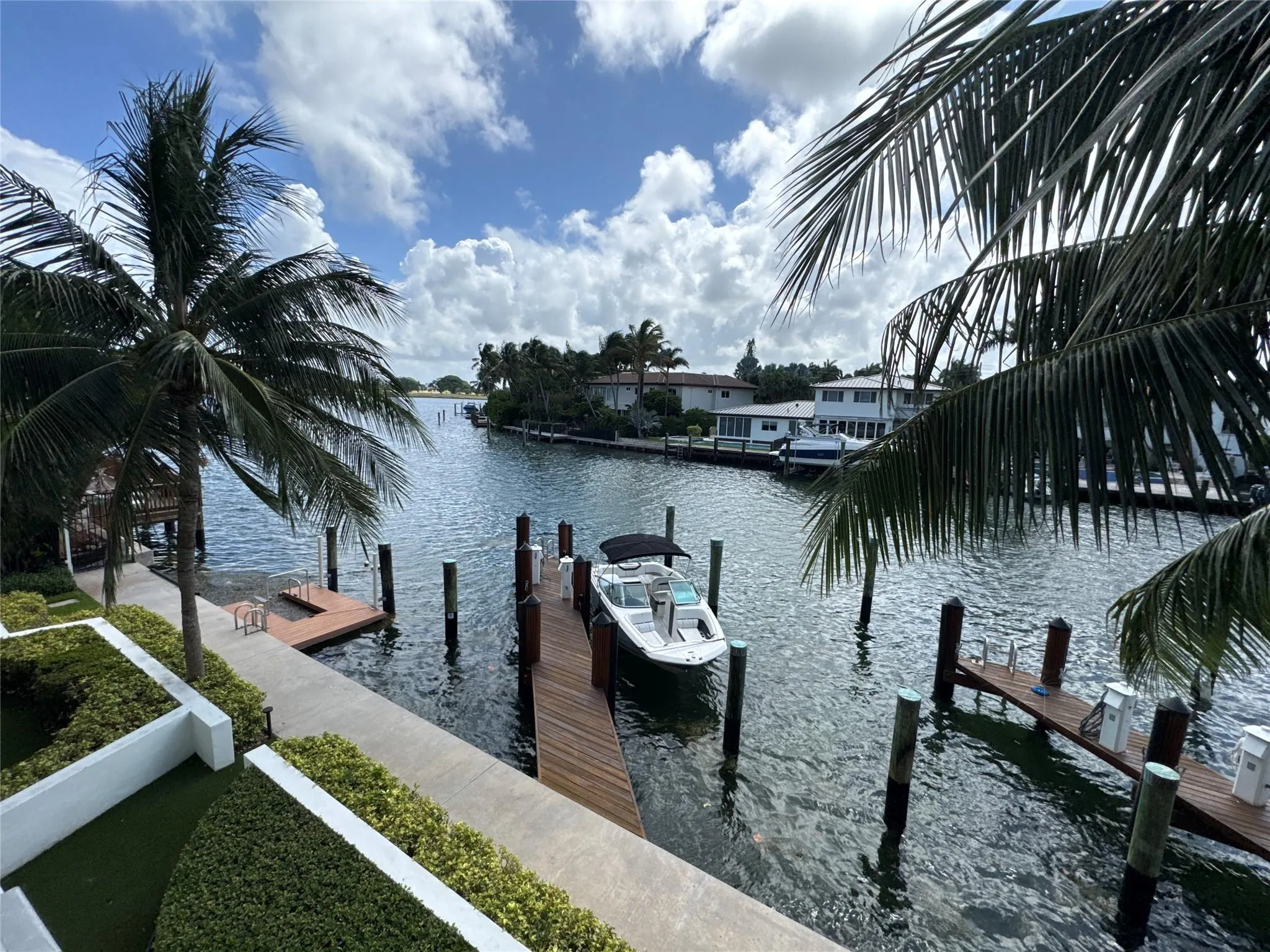 9400 W Bay Harbor Dr, #202