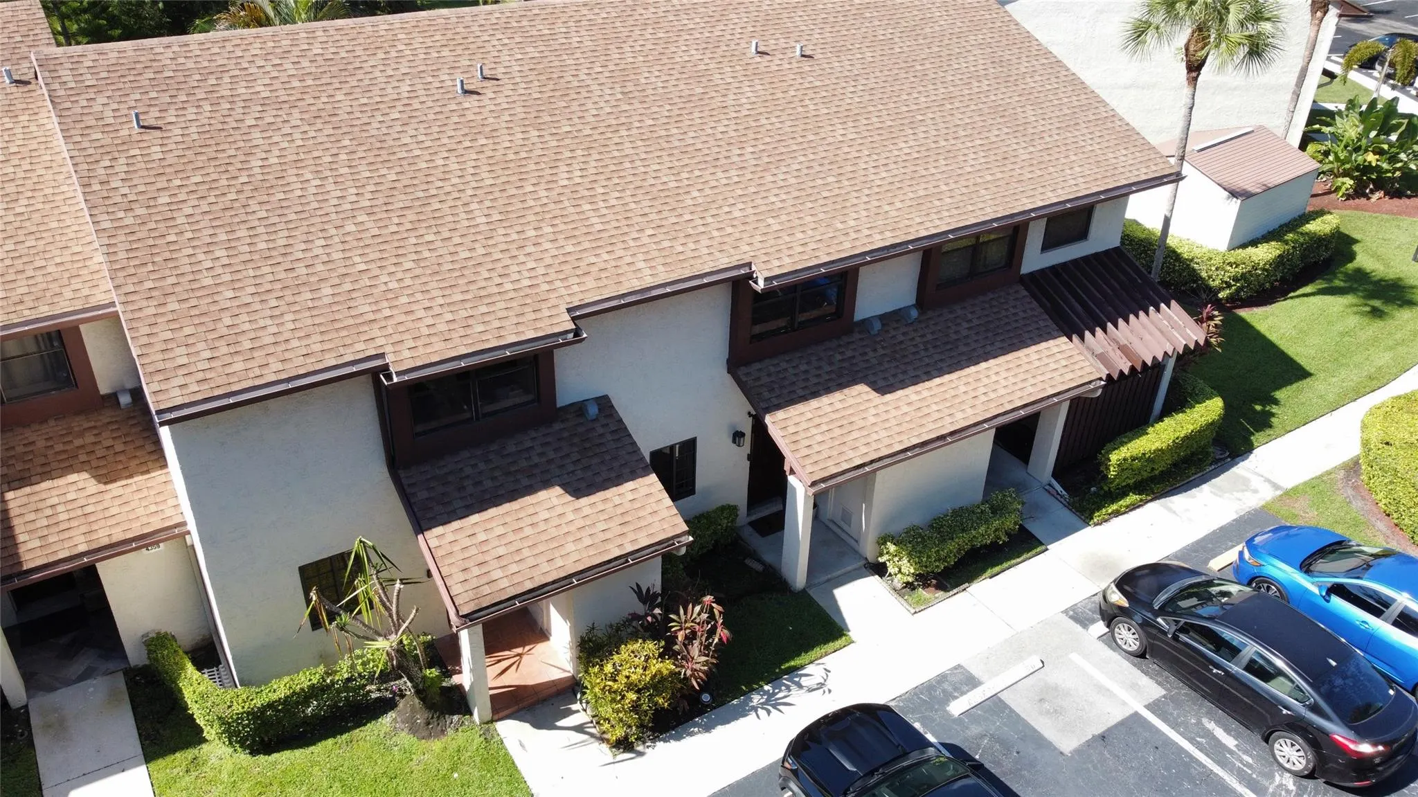 4360 Carambola Cir N.