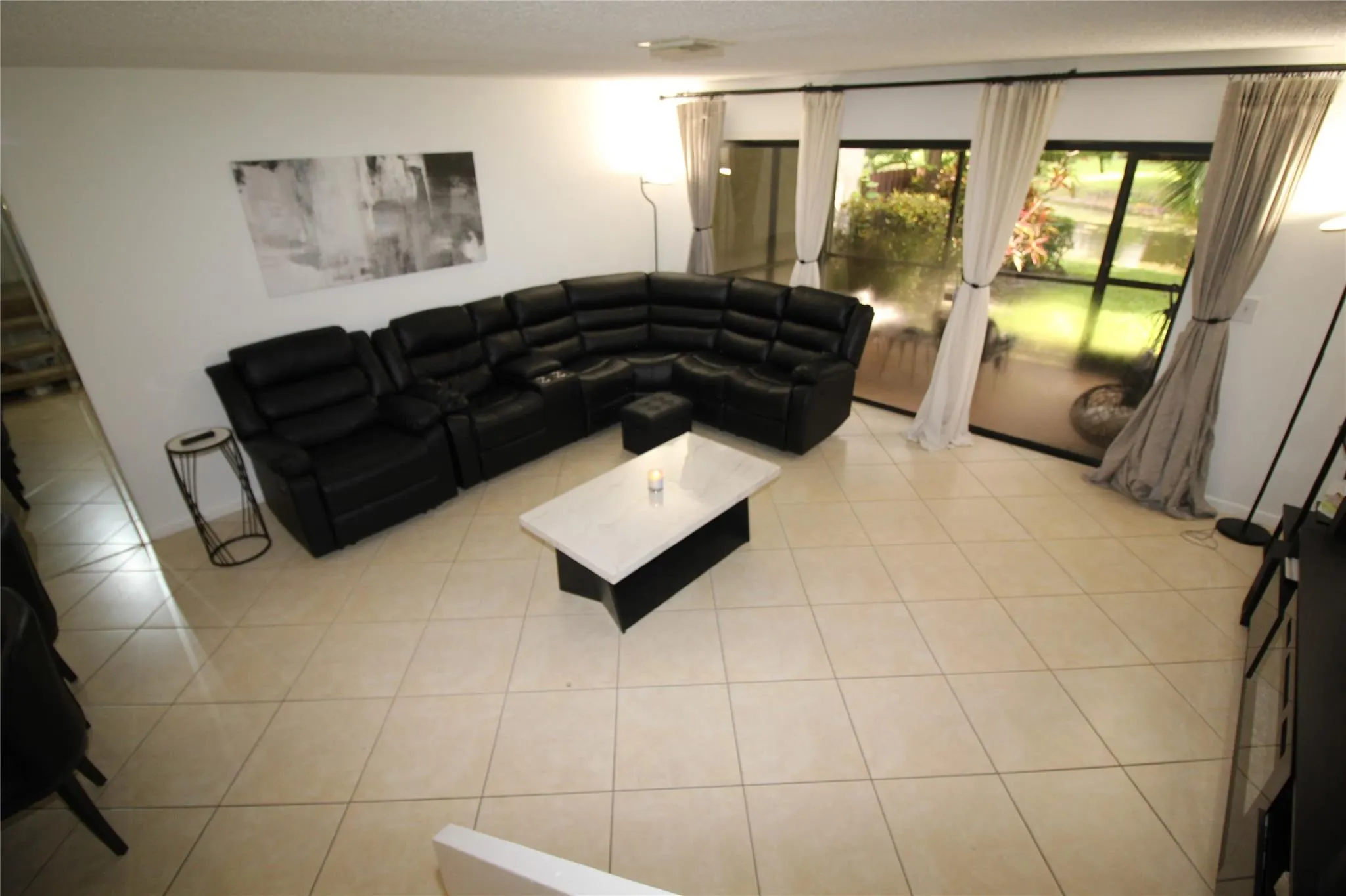 4360 Carambola Cir