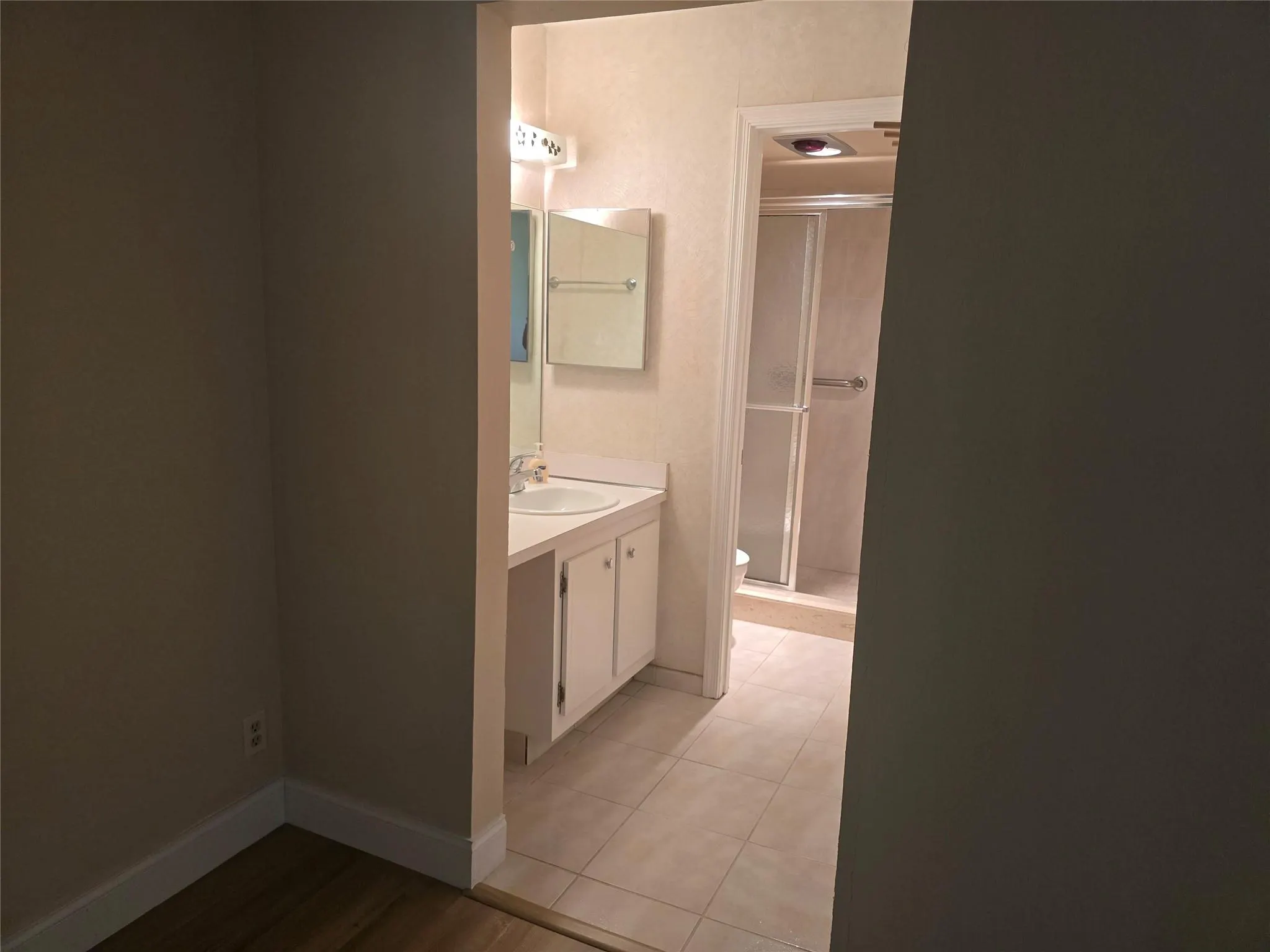 1428 SE 4th Ave, #107