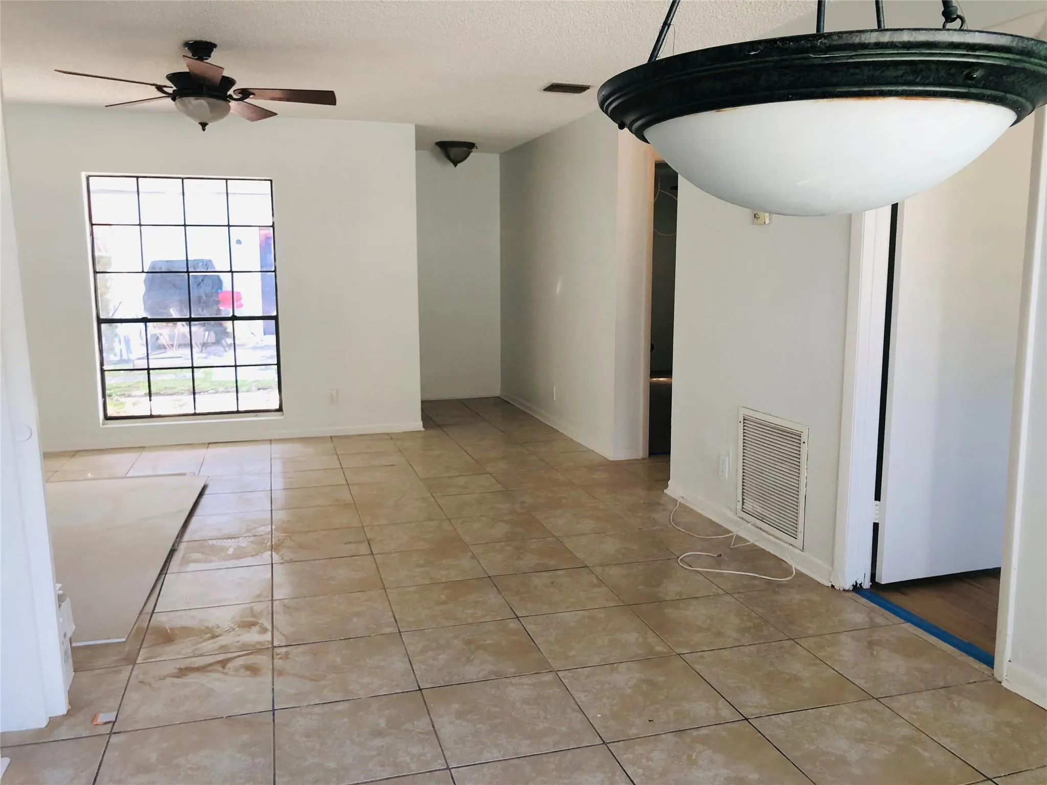575 NW 41st St