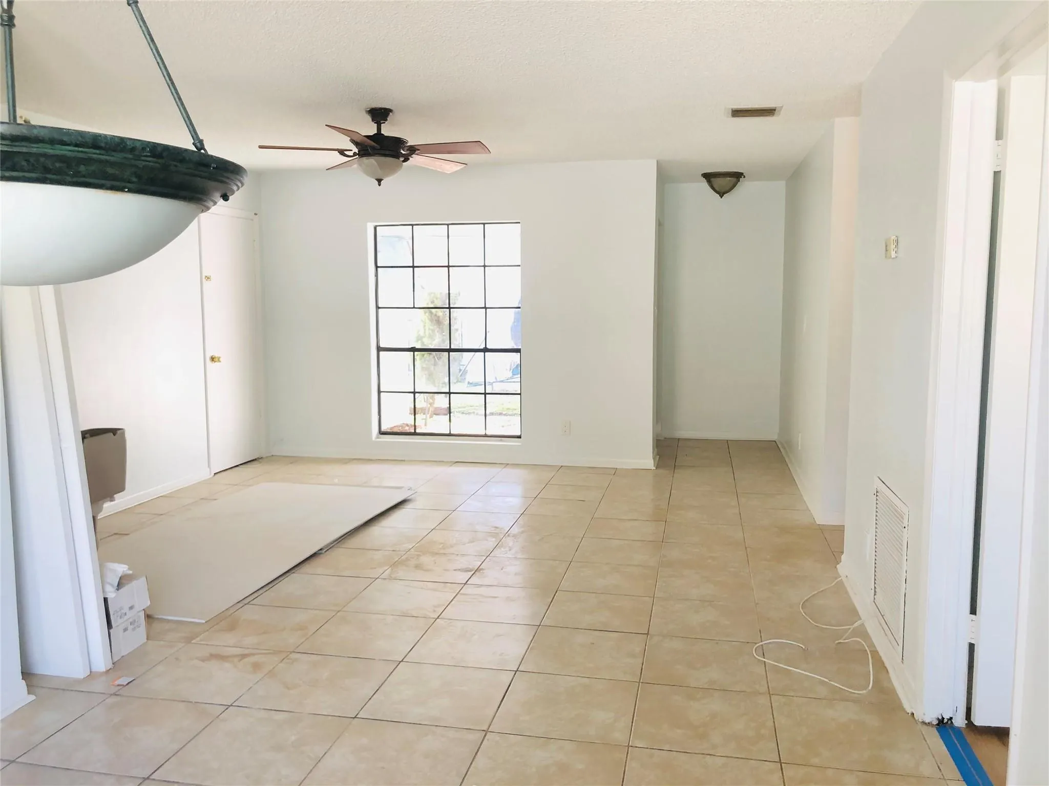 575 NW 41st St