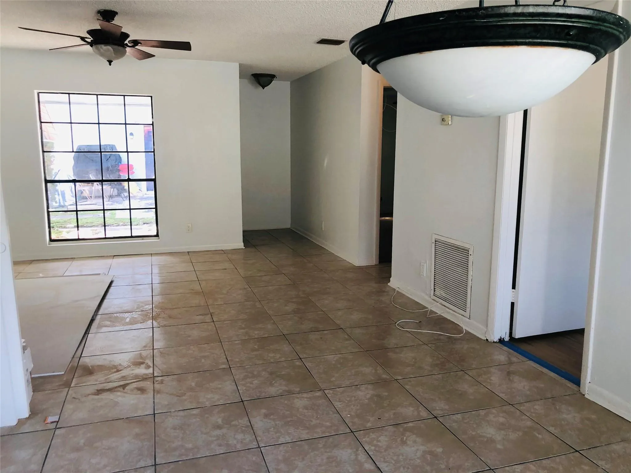 575 NW 41st St