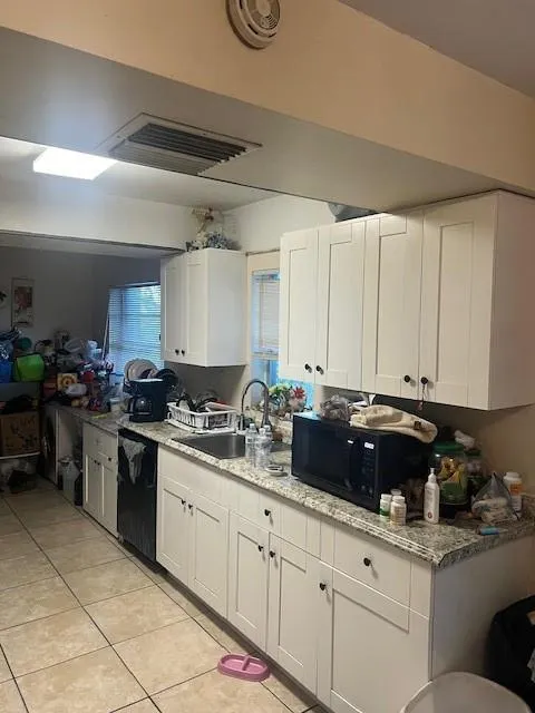 575 NW 41st St