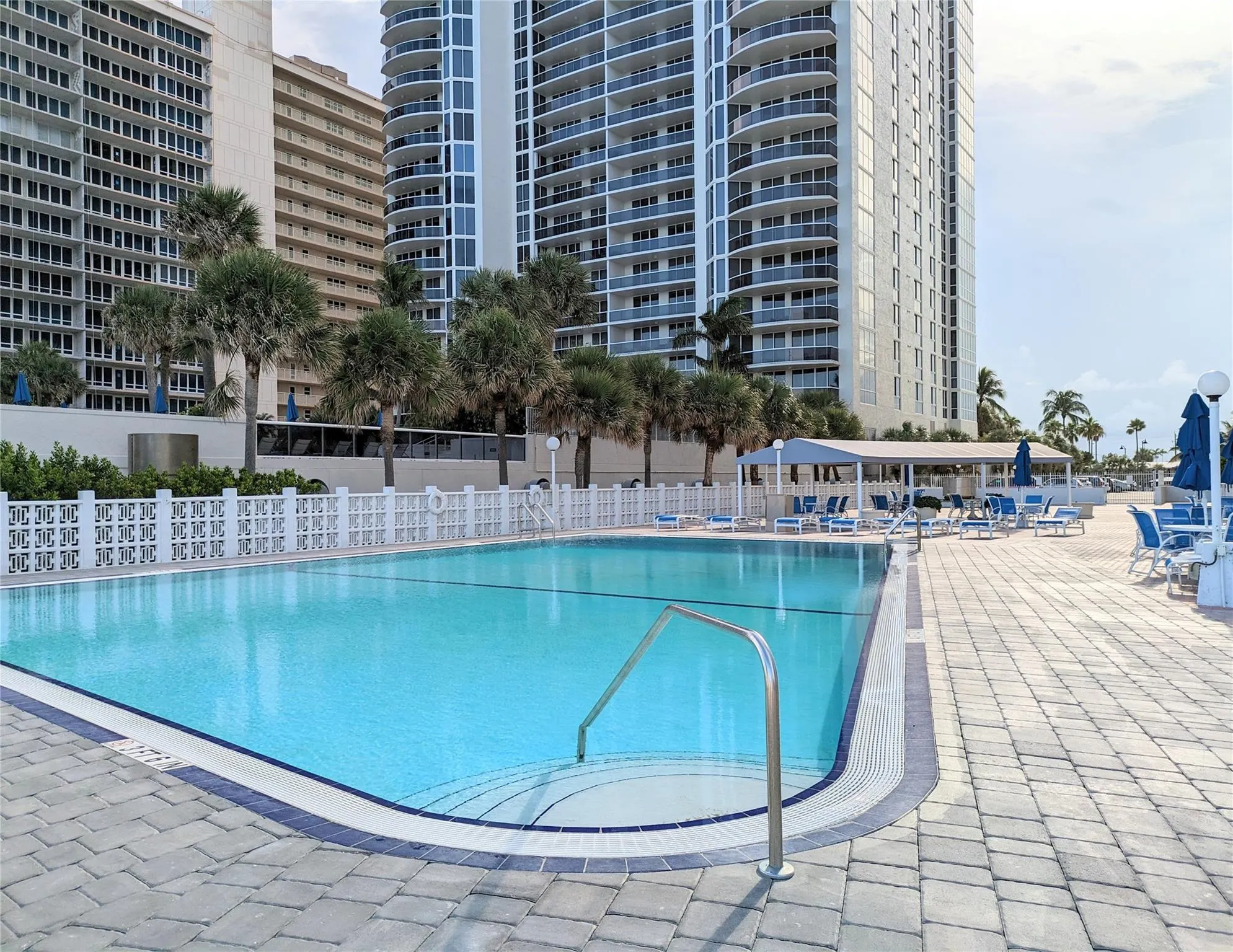 4250 Galt Ocean Dr, #1A