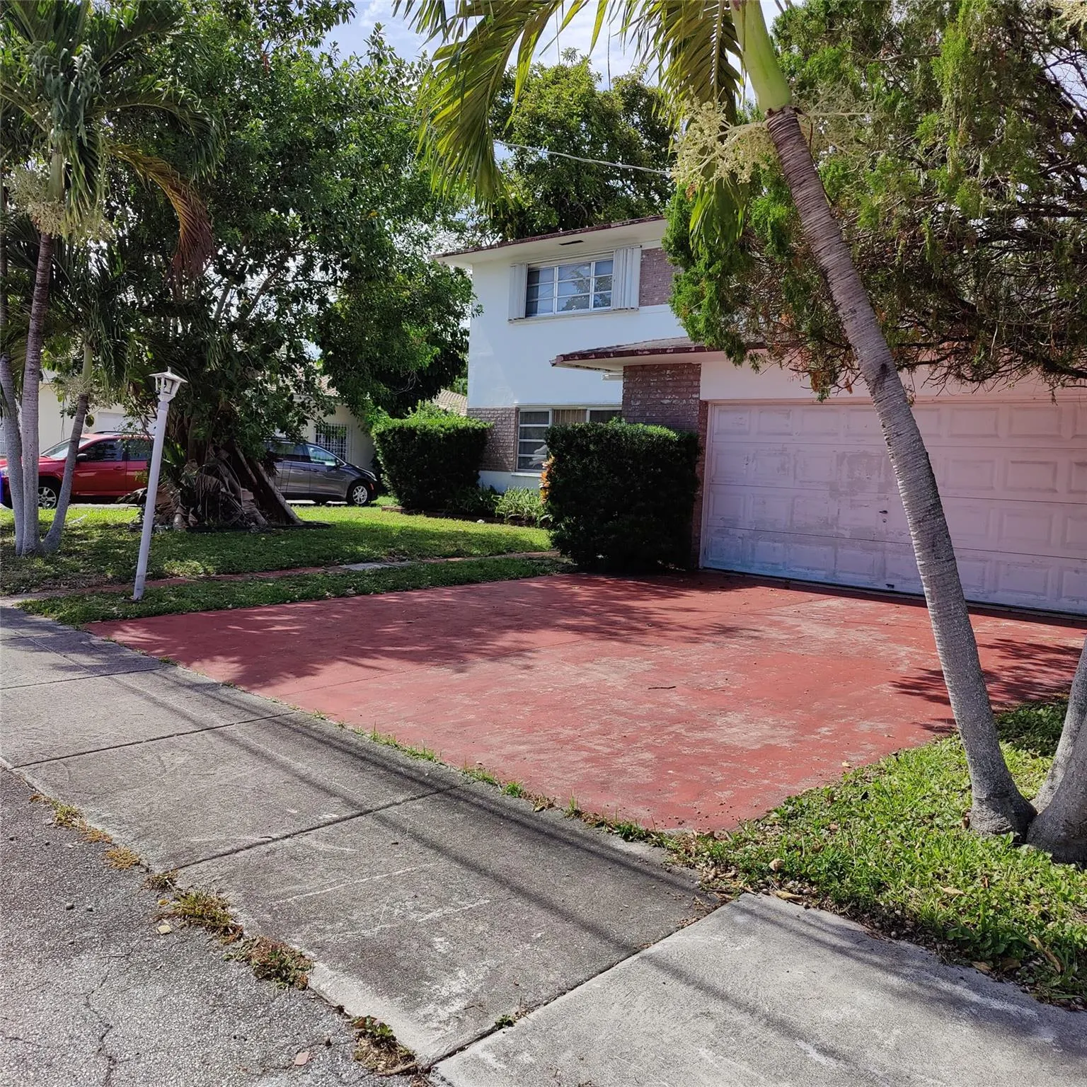 1128 NW 61st St