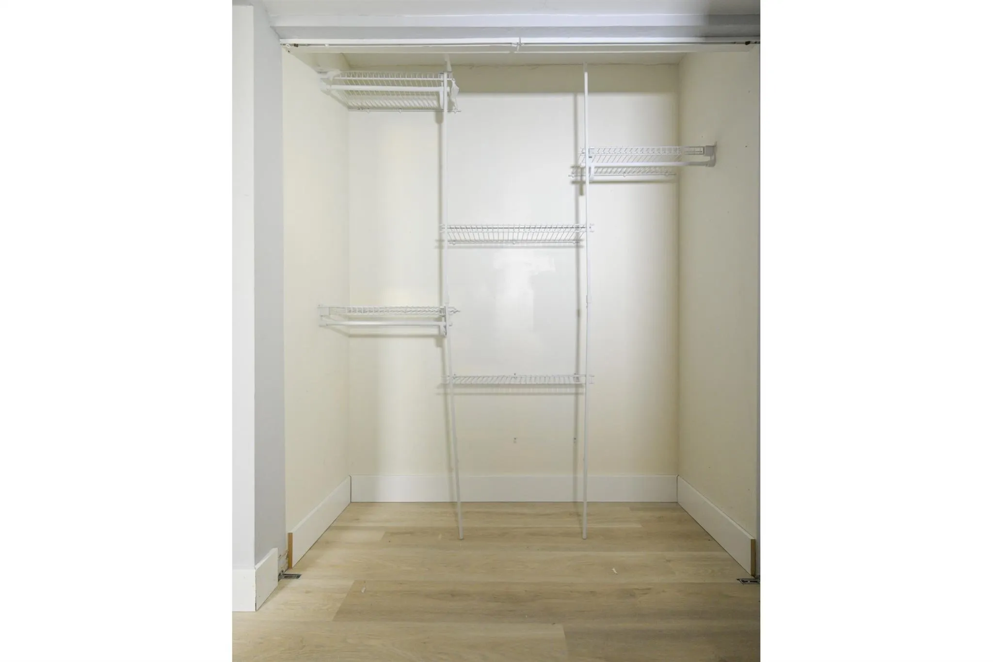 1775 Washington Ave, #5A