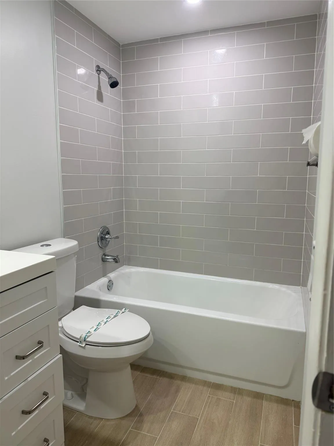 3652 SW 60th Ter