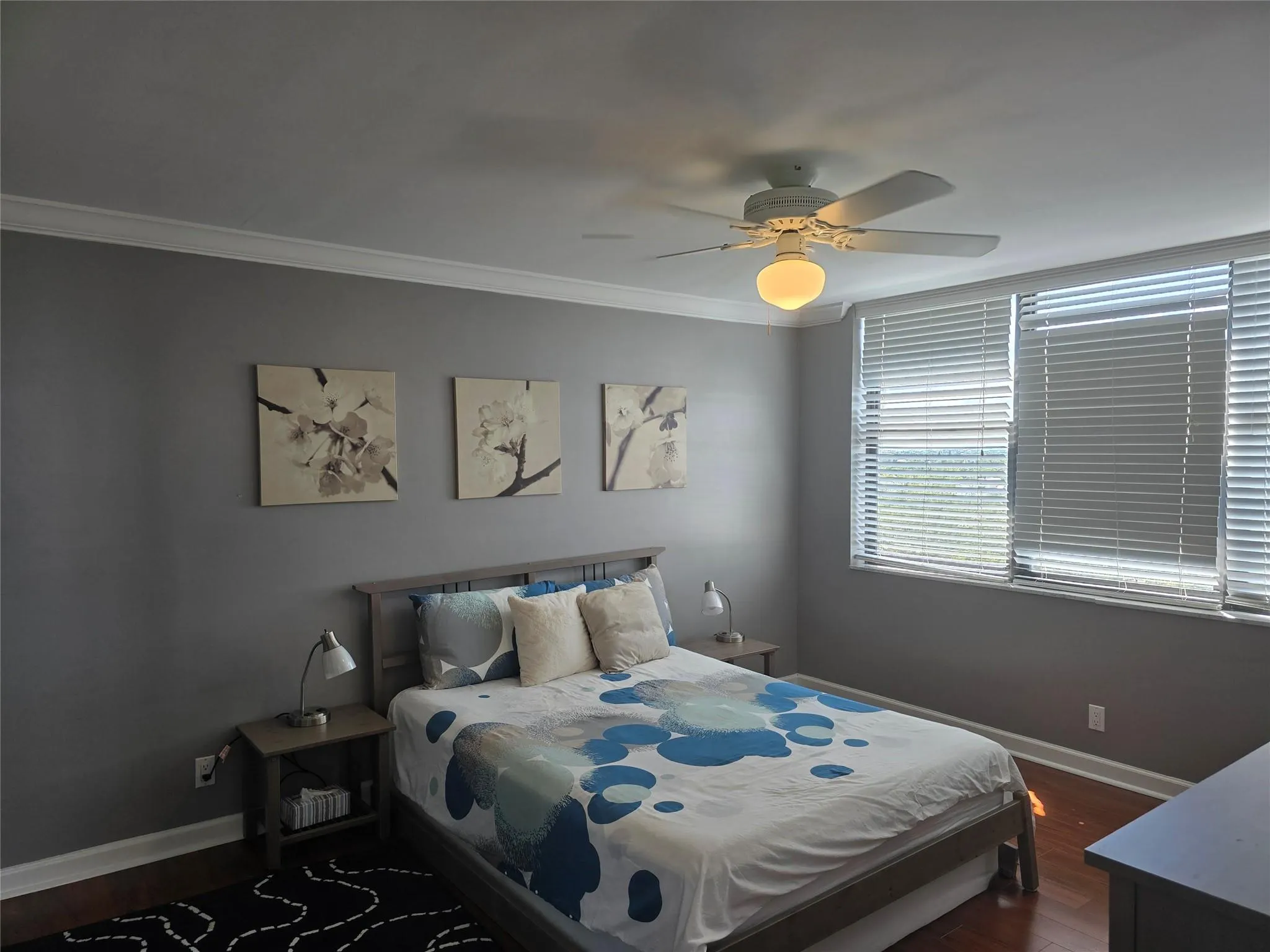 1401 N Riverside Dr, #1007