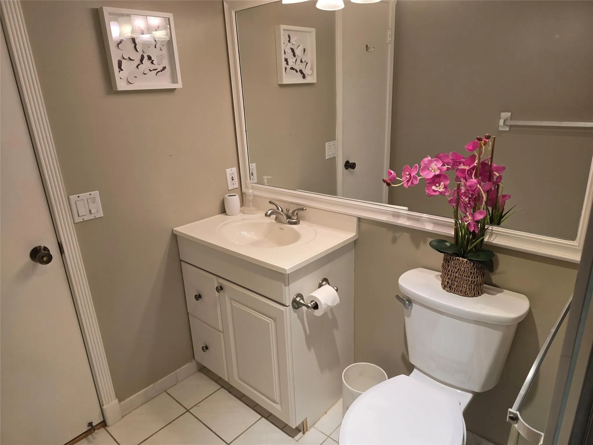 1401 N Riverside Dr, #1007