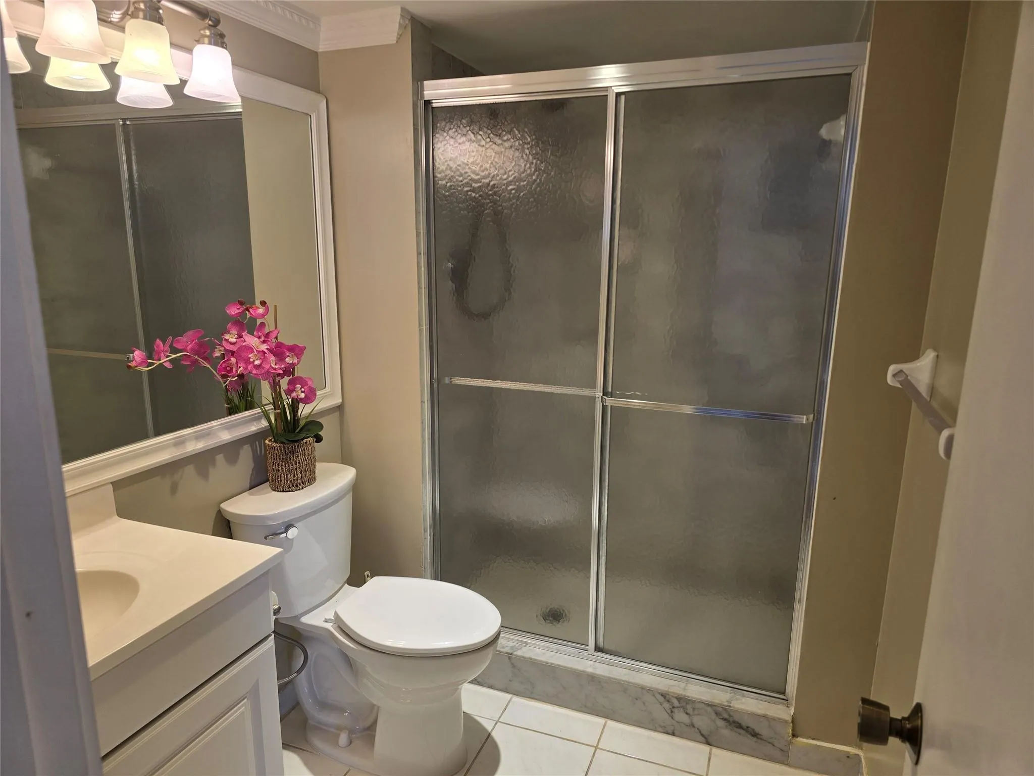 1401 N Riverside Dr, #1007