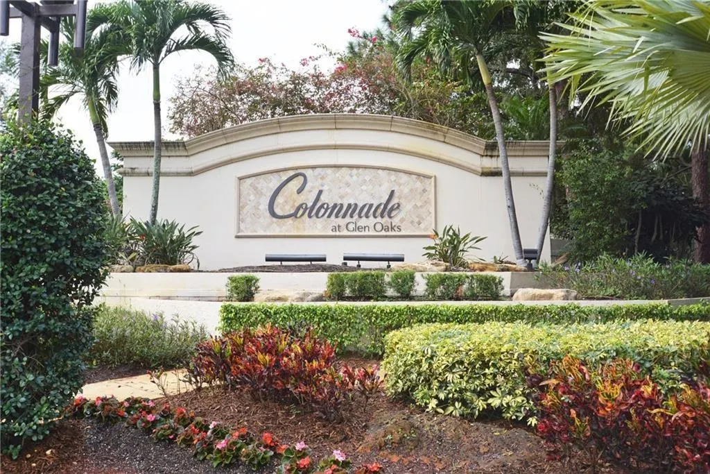 2700 NW 49th St