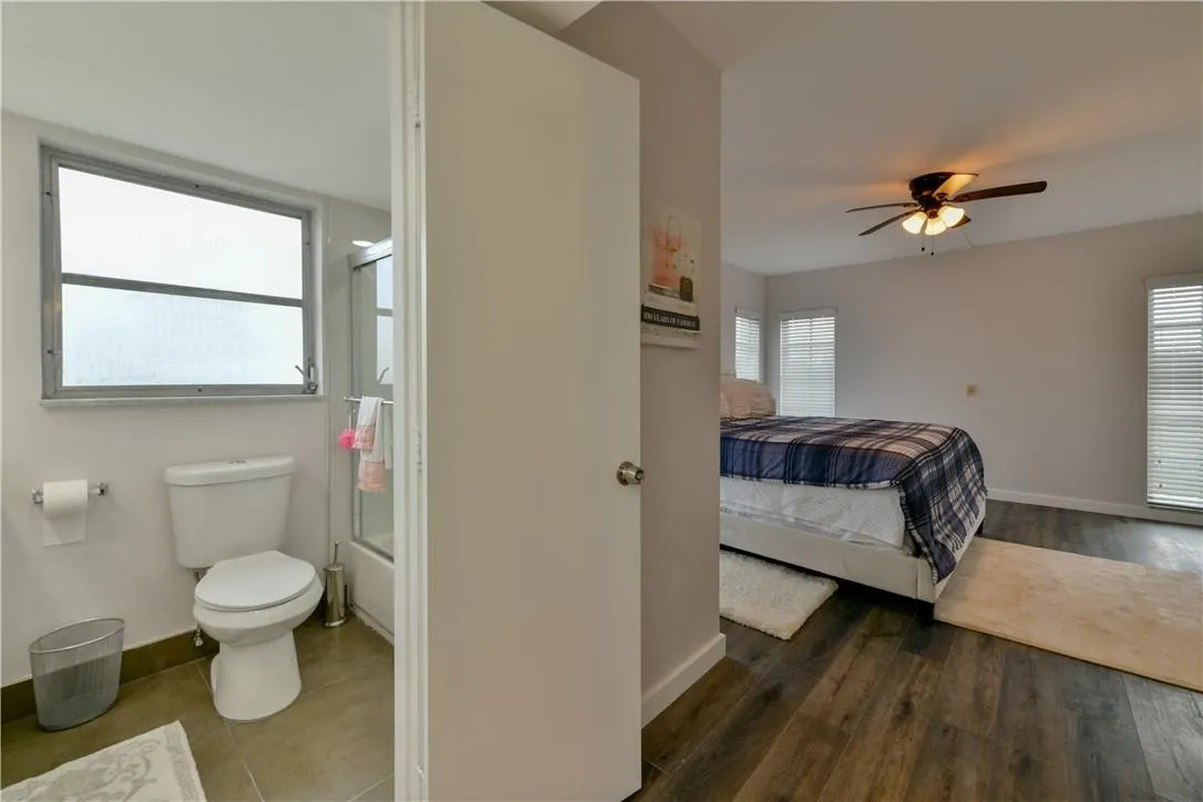 2751 N Palm Aire Drive, #501