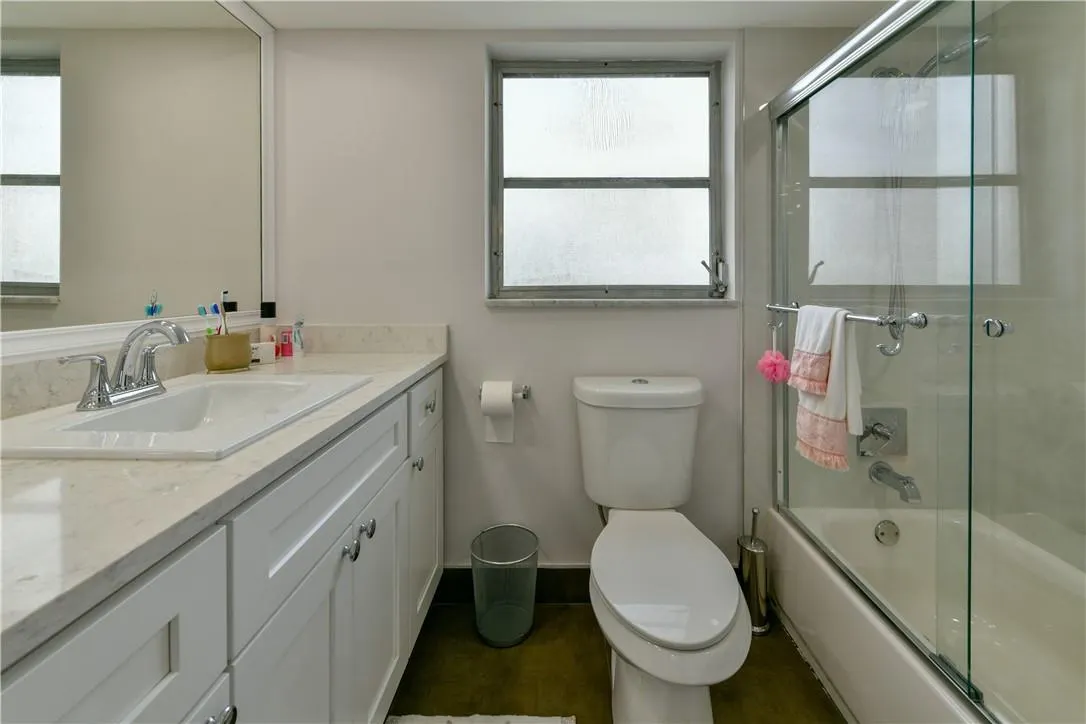 2751 N Palm Aire Drive, #501
