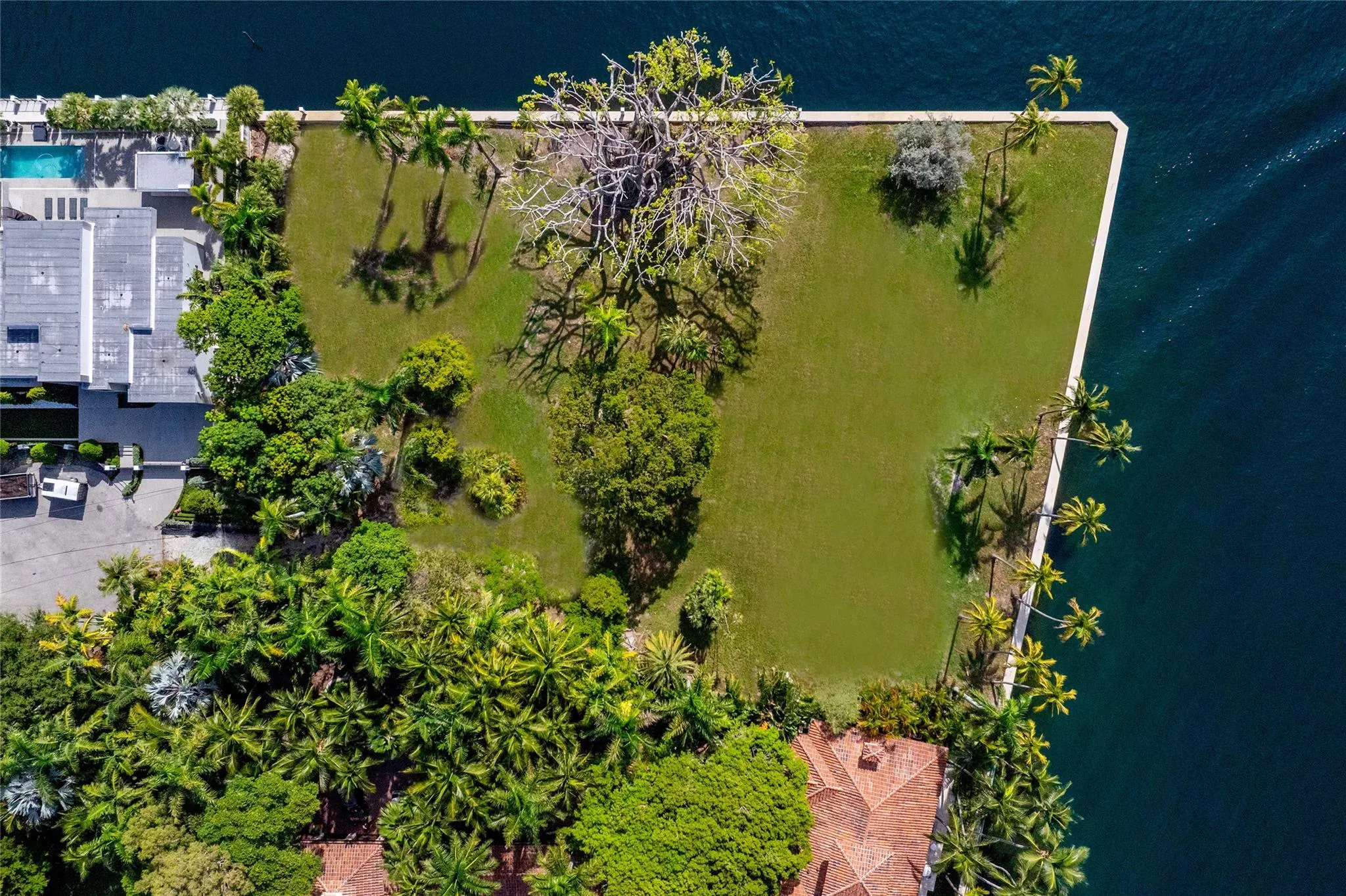 1000 Riviera Isle Dr