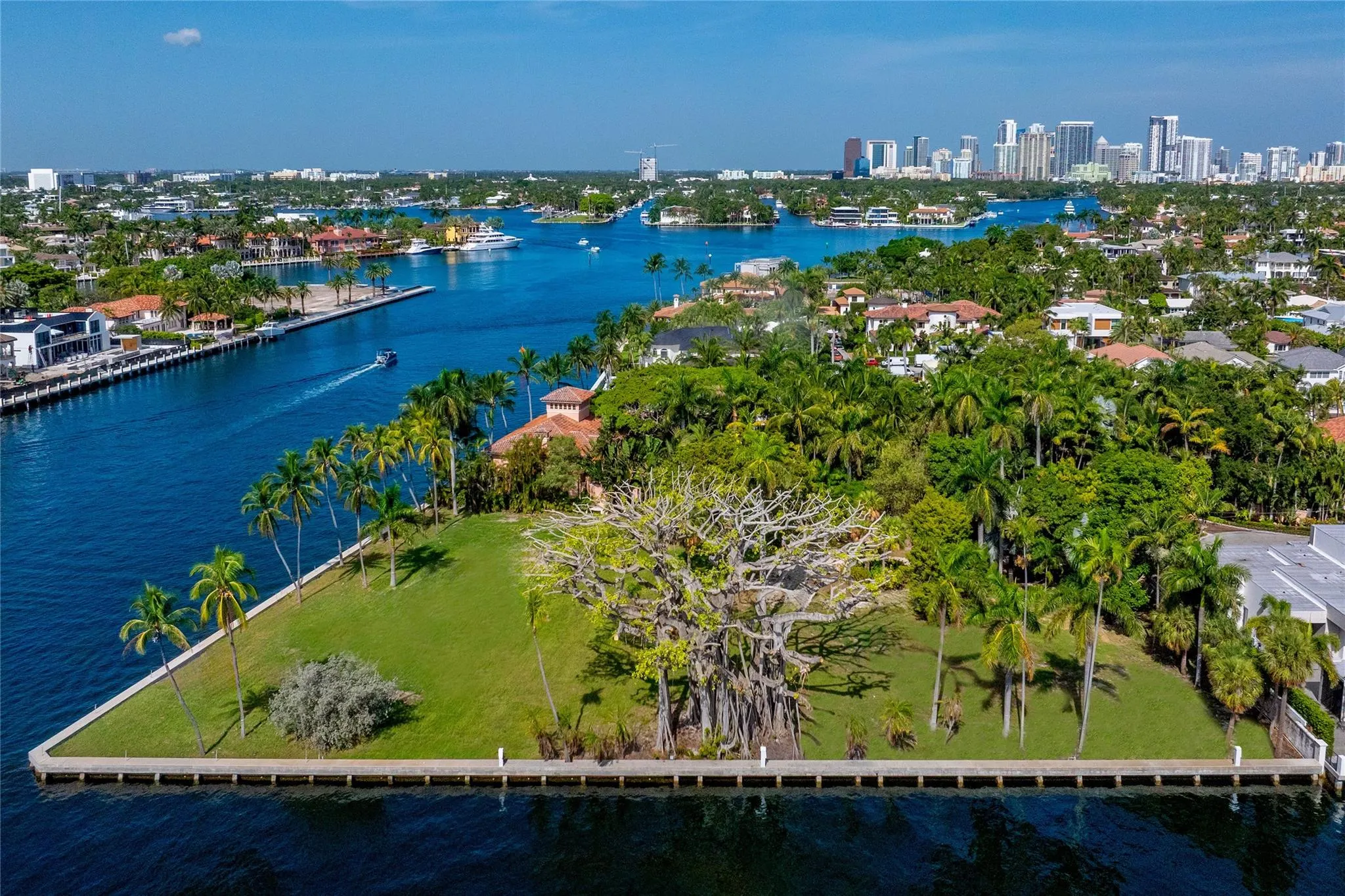 1000 Riviera Isle Dr