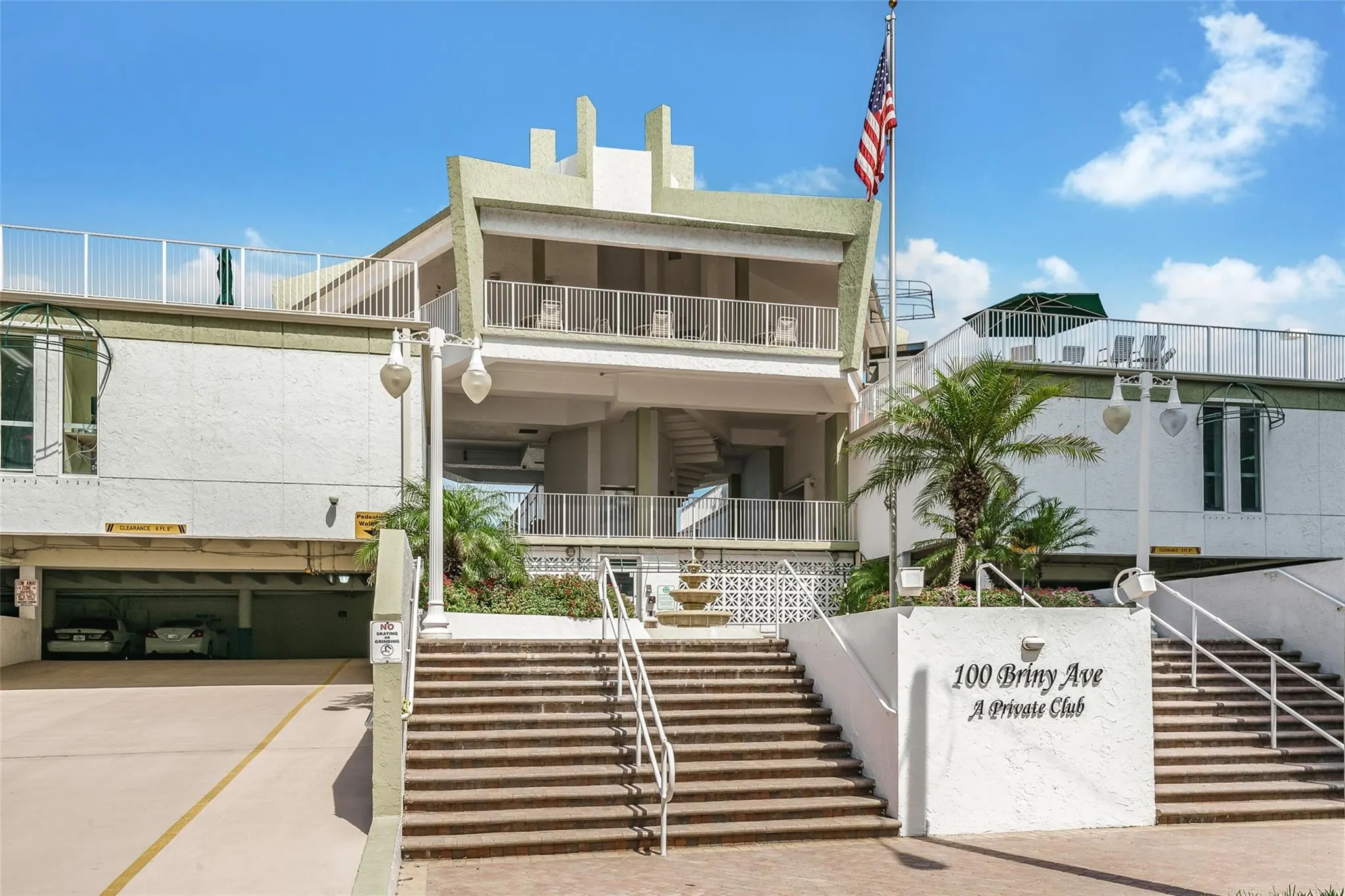 101 Briny Ave, #810