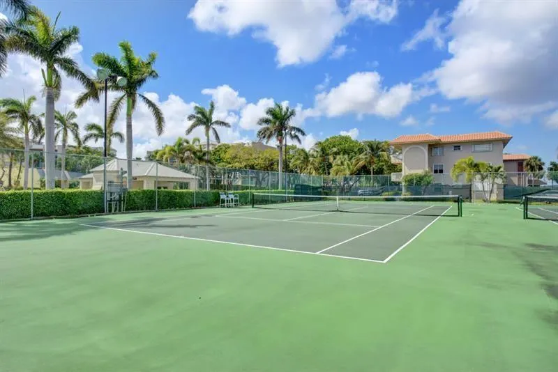 9 Royal Palm Way, #201