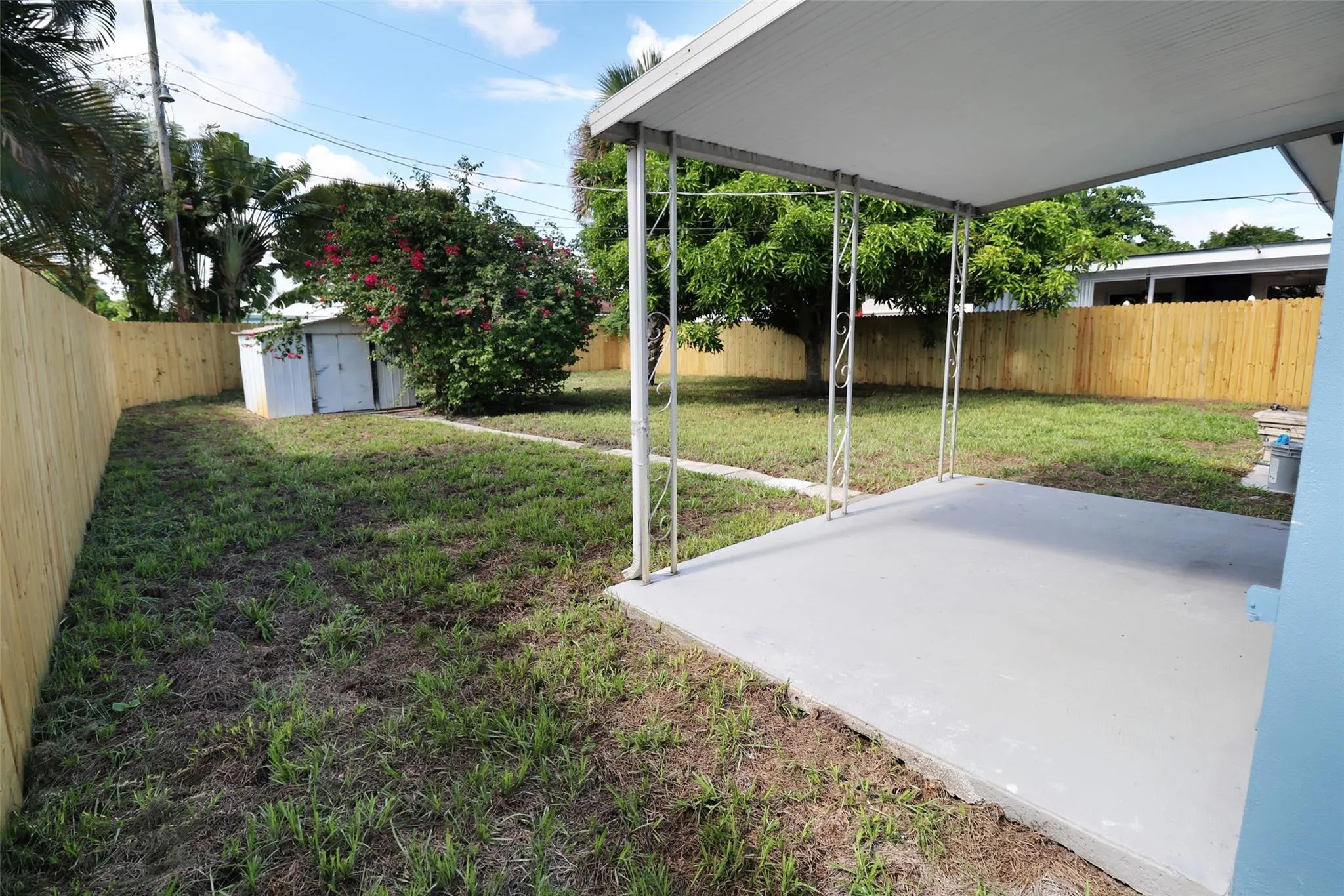 5654 Papaya Rd